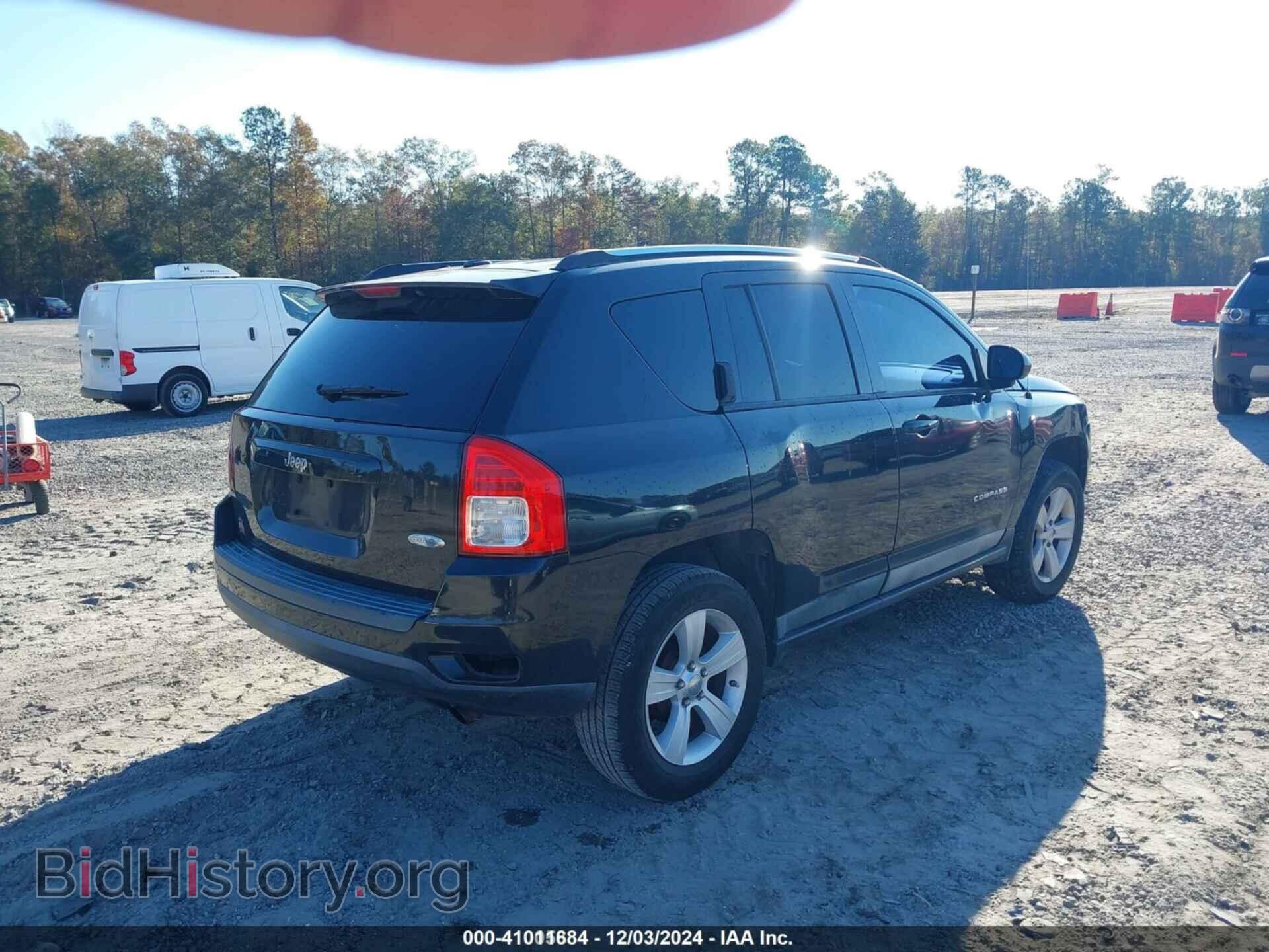 2011 JEEP COMPASS - VIN: 1J4NT1FB0BD138008 - Photo 4