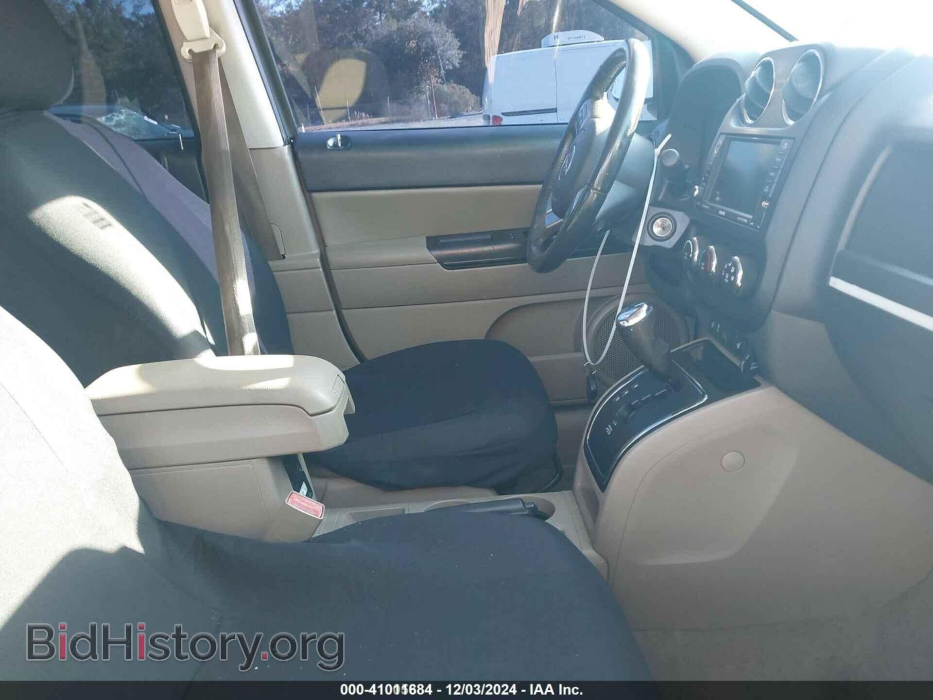 2011 JEEP COMPASS - VIN: 1J4NT1FB0BD138008 - Photo 5