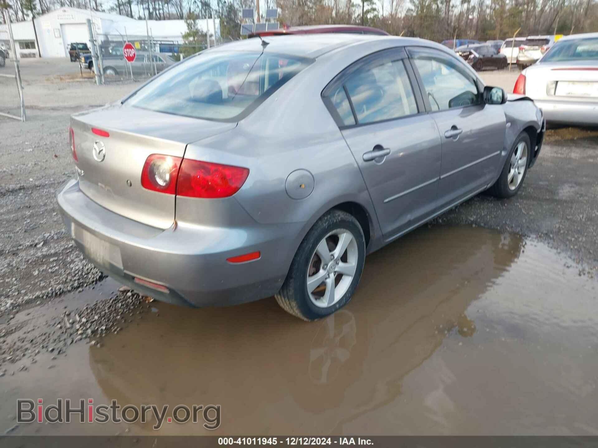 2006 MAZDA MAZDA3 - VIN: JM1BK32F561467150 - Фото 4