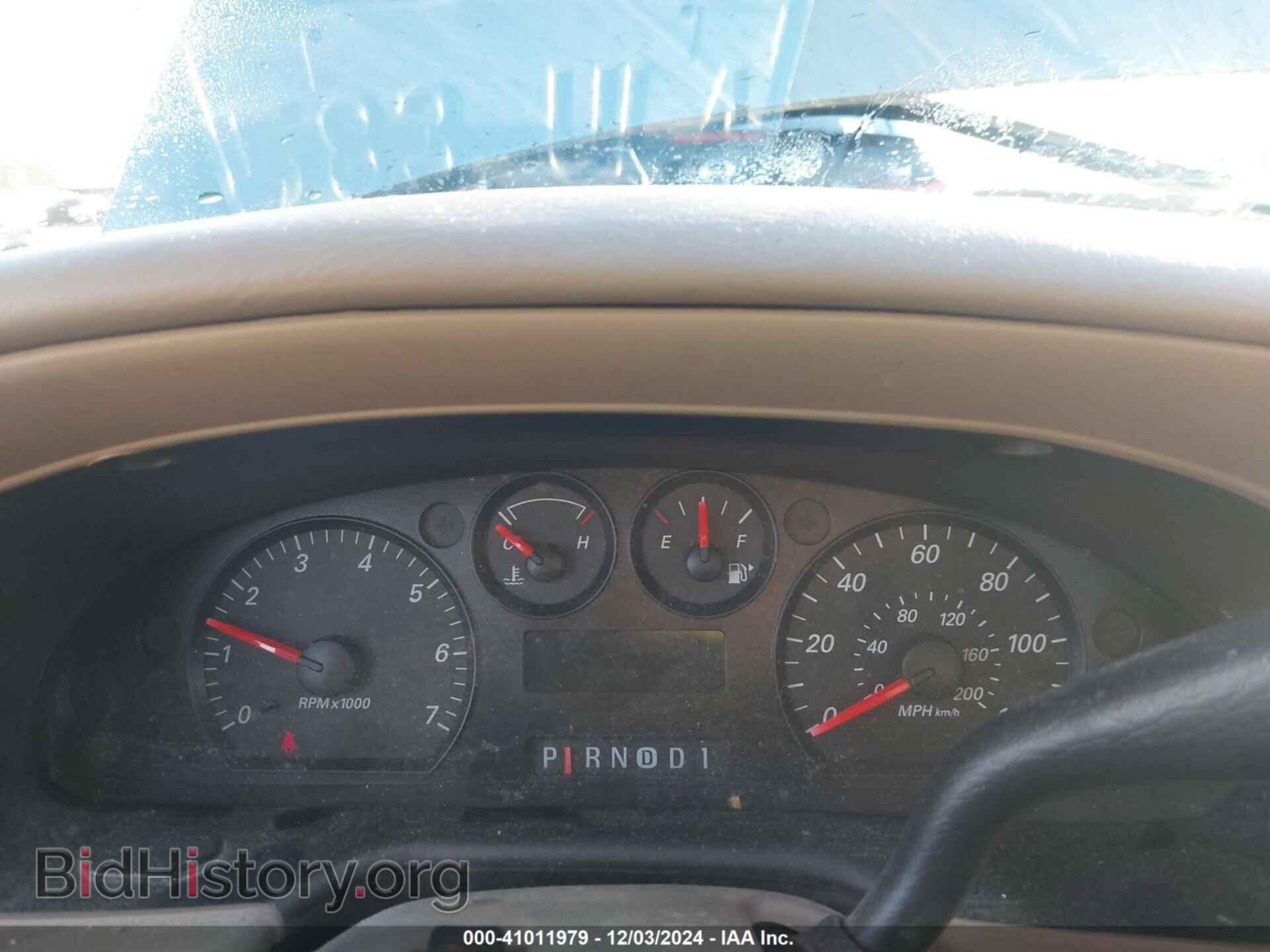 2006 FORD TAURUS - VIN: 1FAFP53U06A167498 - Фото 7
