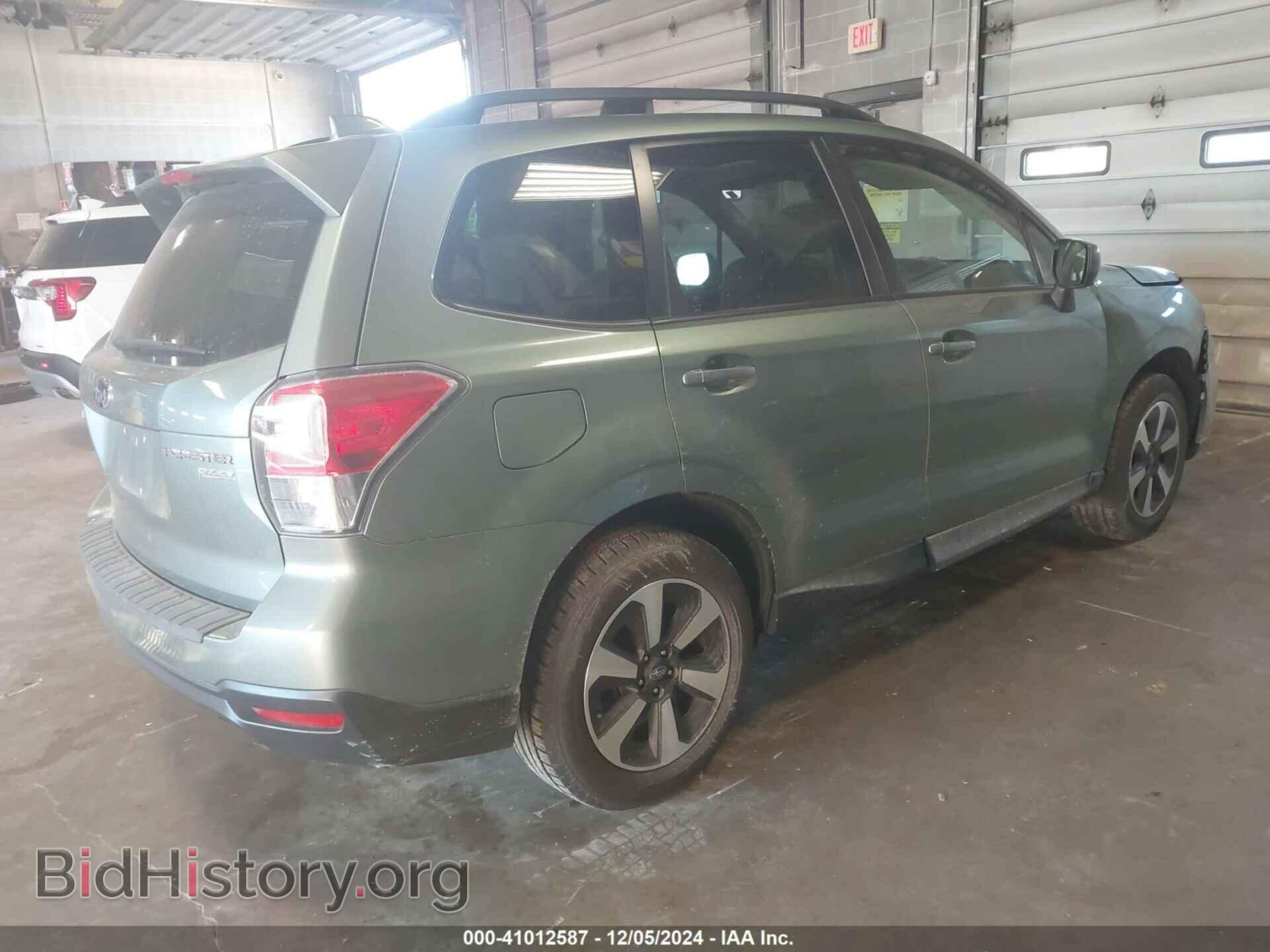 2017 SUBARU FORESTER - VIN: JF2SJAEC4HH481707 - Фото 4