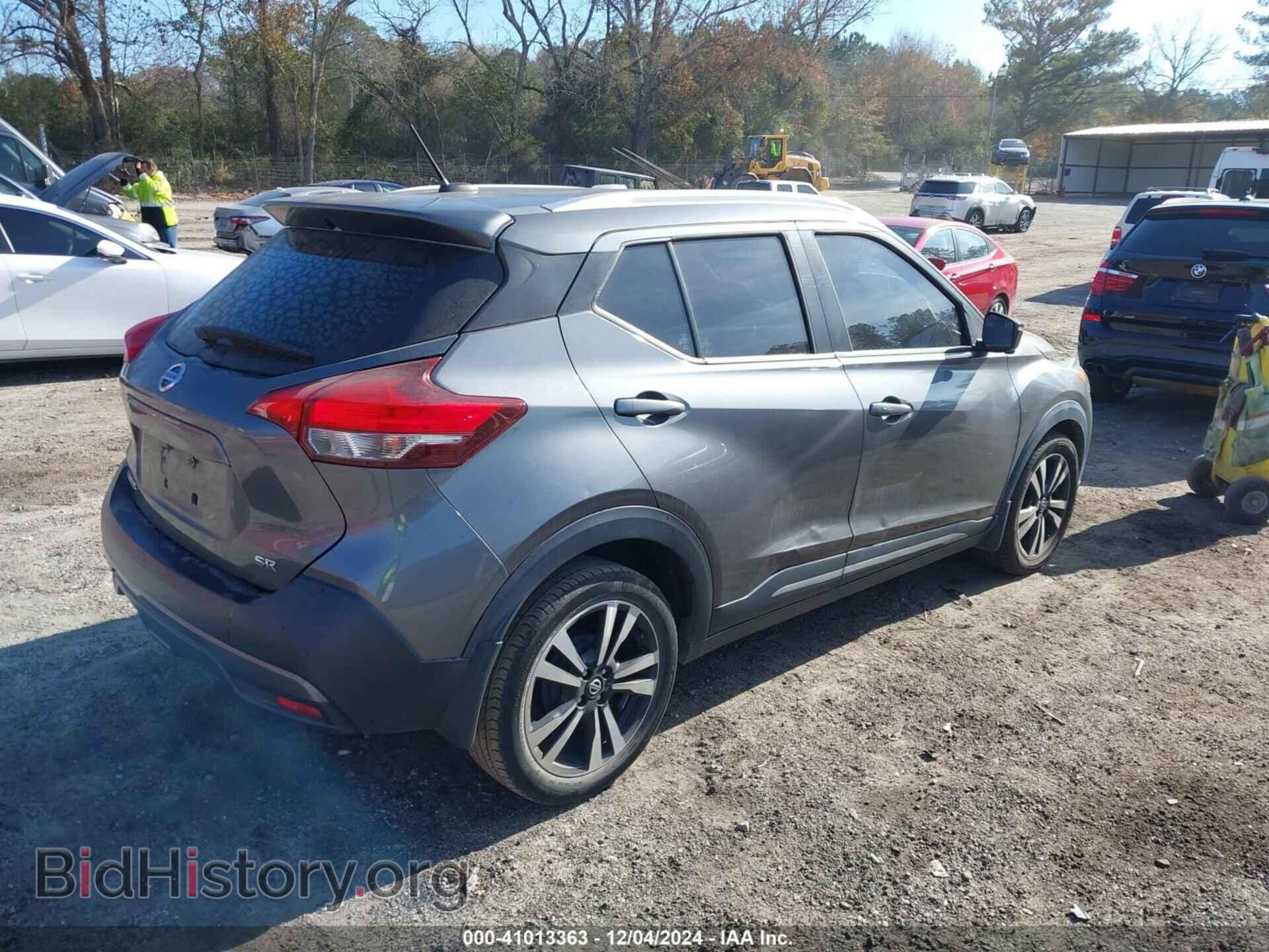 2019 NISSAN KICKS - VIN: 3N1CP5CU3KL507925 - Фото 4