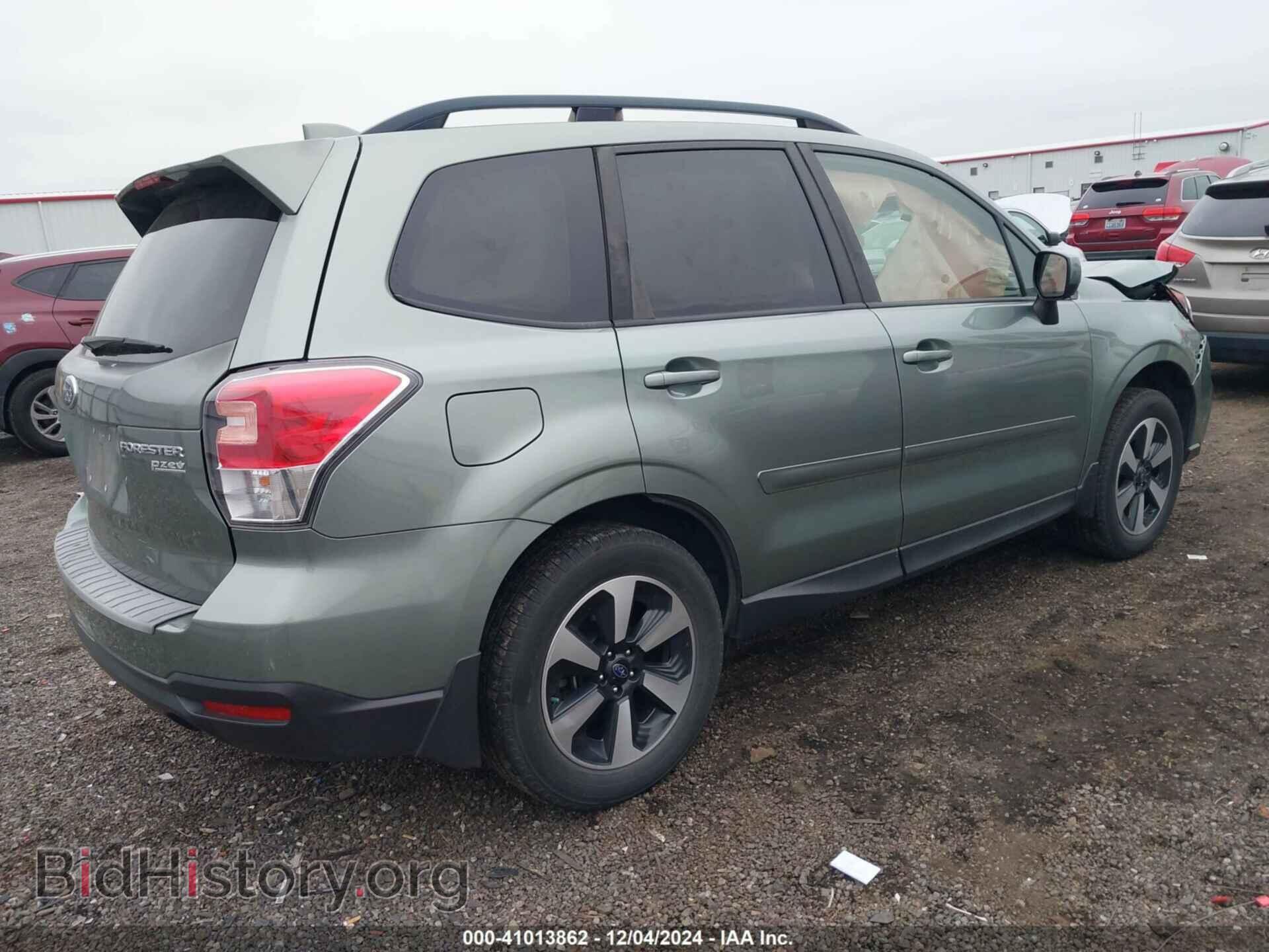 2017 SUBARU FORESTER - VIN: JF2SJAGC8HH808848 - Фото 4