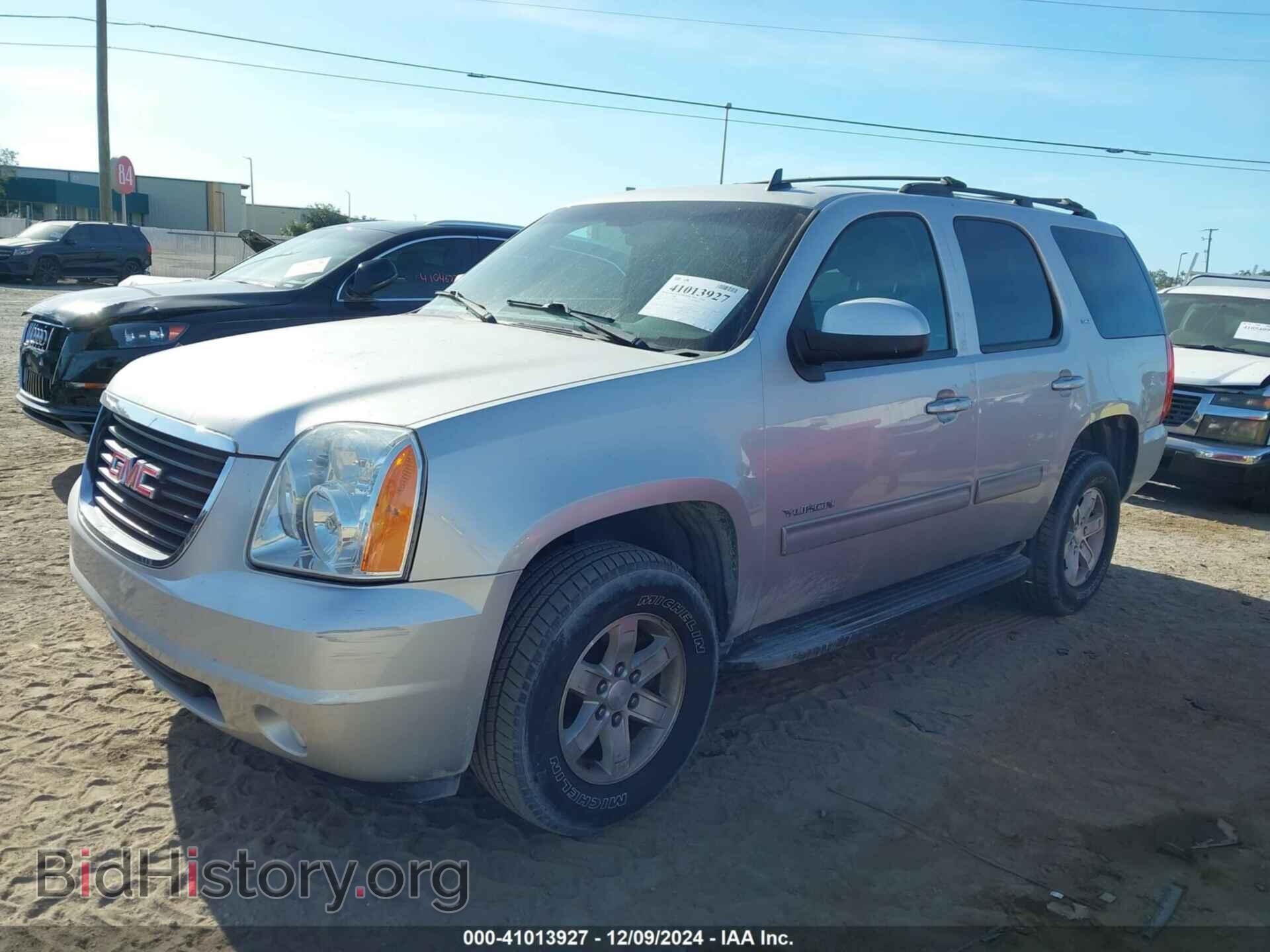 2014 GMC YUKON - VIN: 1GKS1CE05ER197738 - Фото 2