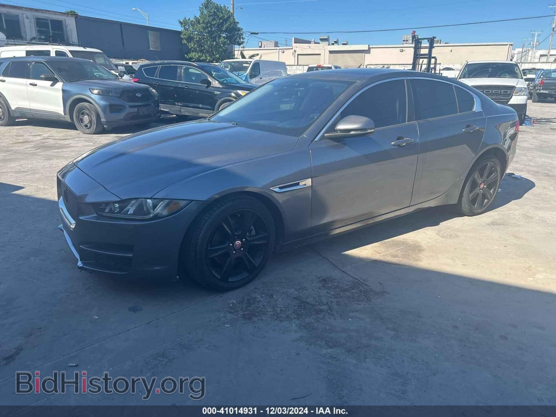 2017 JAGUAR XE - VIN: SAJAD4BN5HA951150 - Фото 2