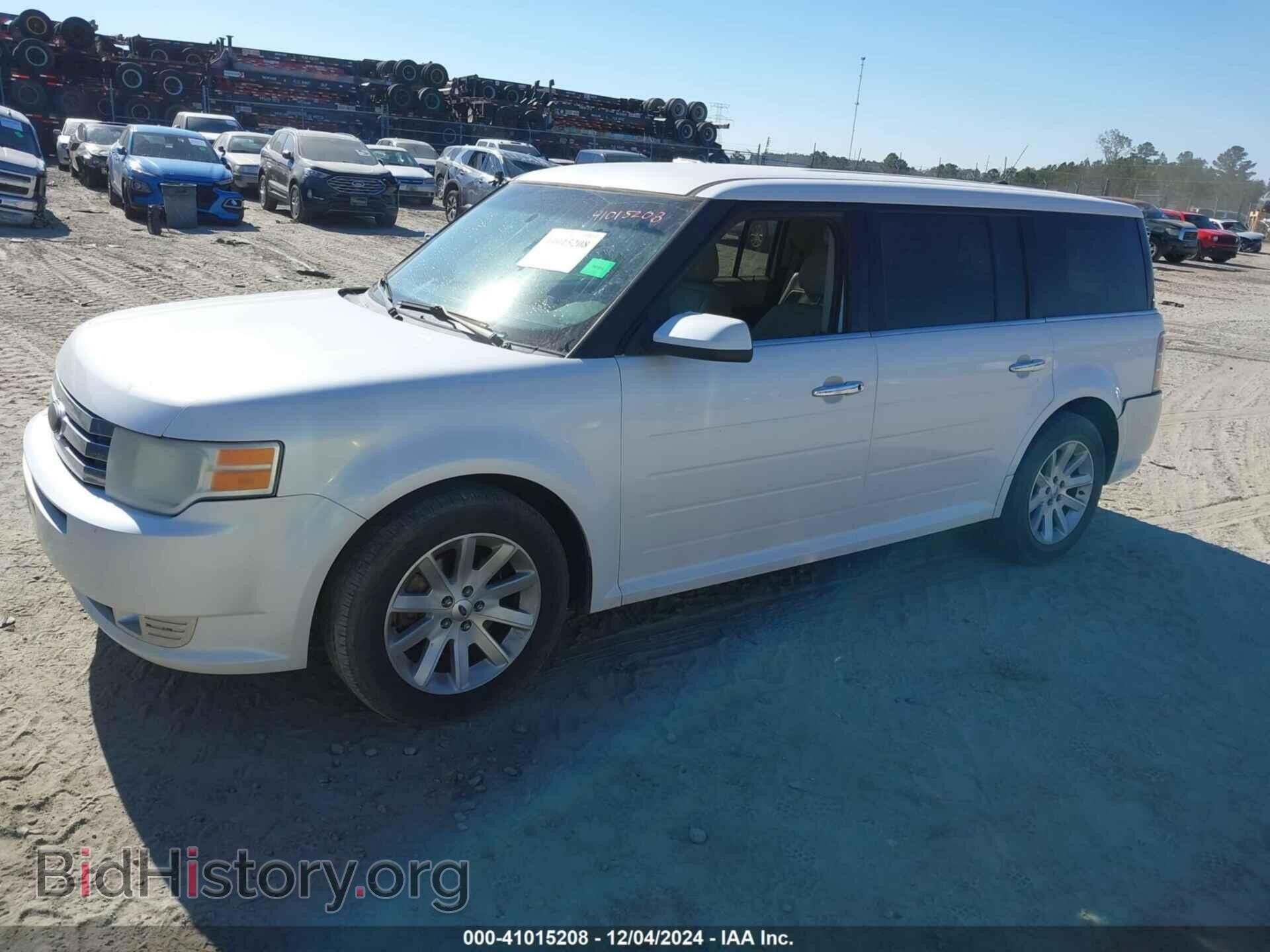 2011 FORD FLEX - VIN: 2FMGK5CC5BBD32928 - Photo 2