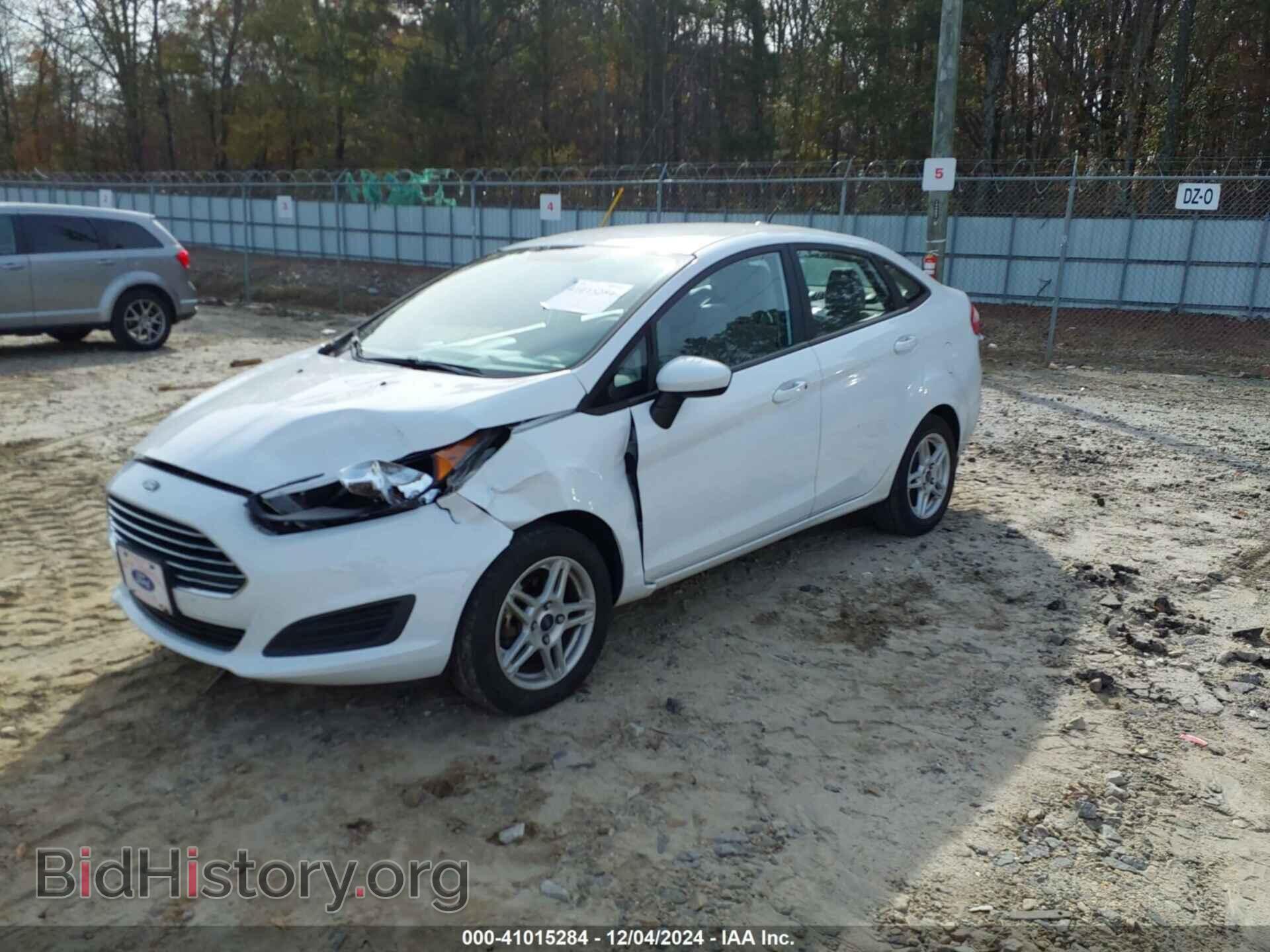 2017 FORD FIESTA - VIN: 3FADP4BJ7HM163656 - Фото 2