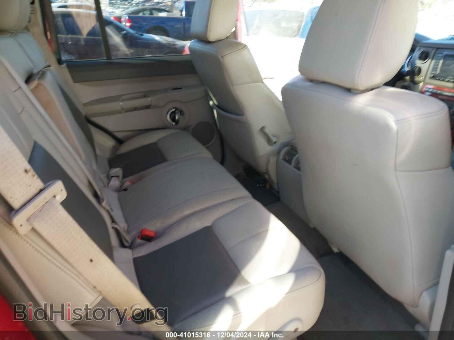 2006 JEEP COMMANDER - VIN: 1J8HH58NX6C107209 - Фото 8