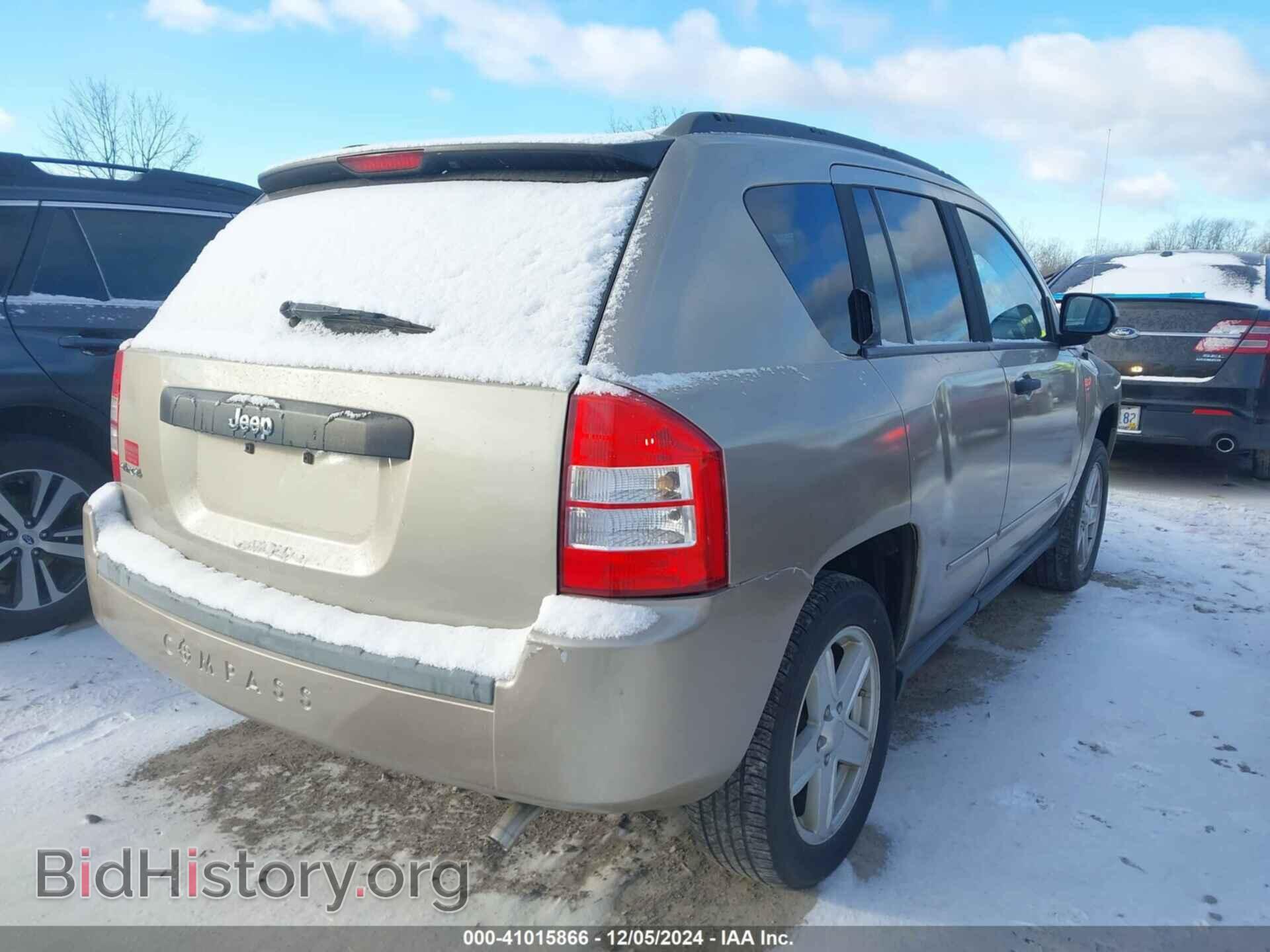 2009 JEEP COMPASS - VIN: 1J4FF47B99D219448 - Фото 4