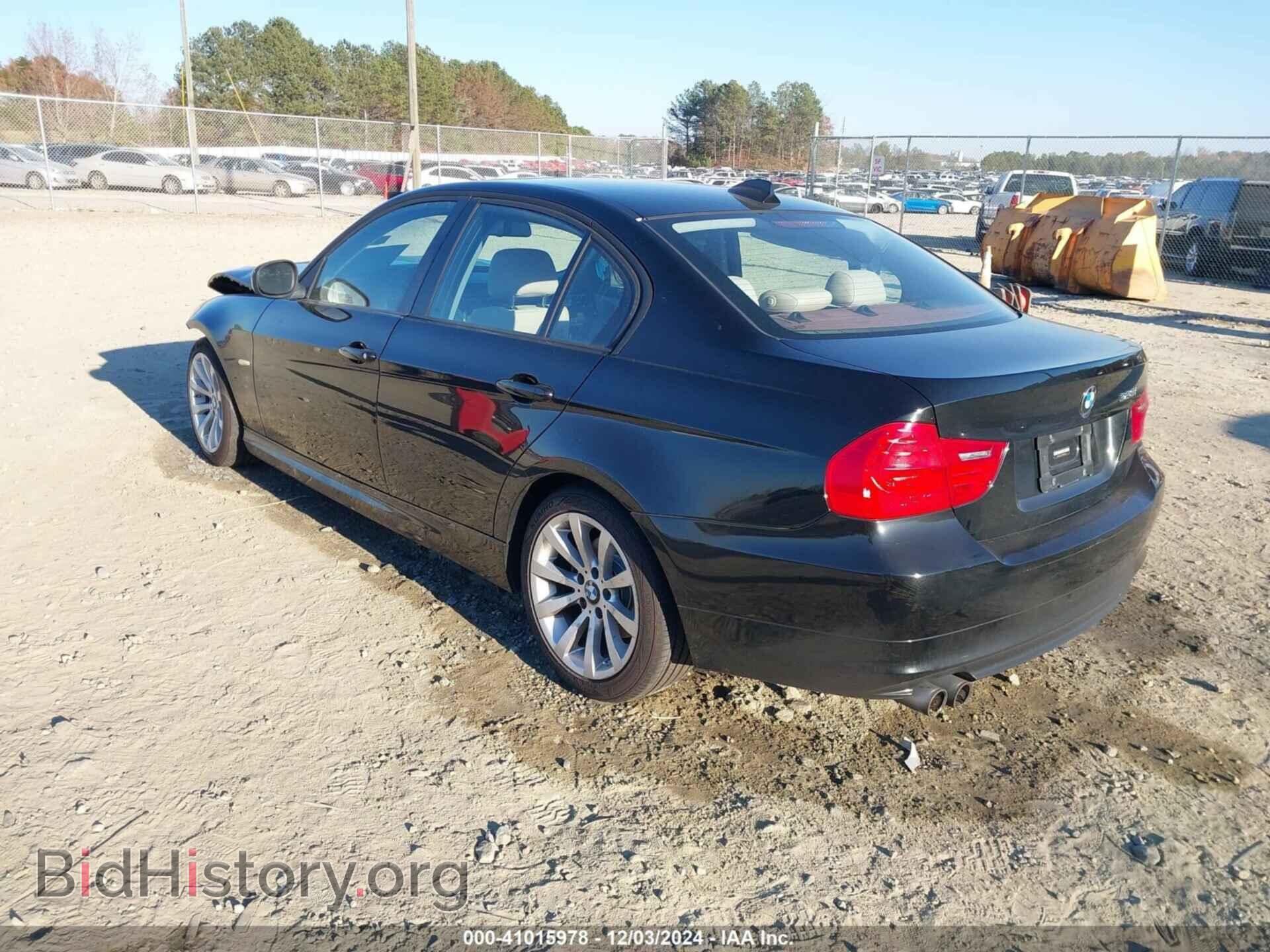 2010 BMW 328I - VIN: WBAPH5G57ANM34424 - Фото 3
