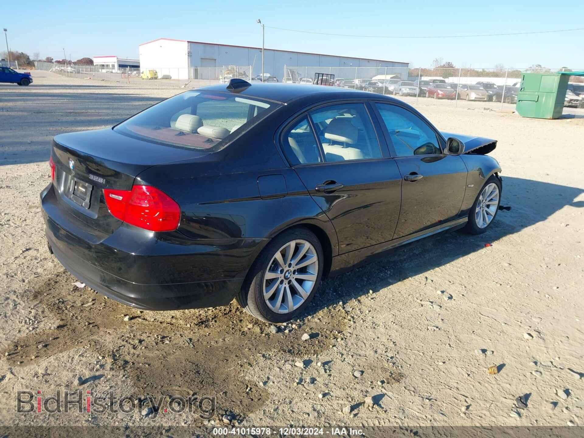 2010 BMW 328I - VIN: WBAPH5G57ANM34424 - Фото 4