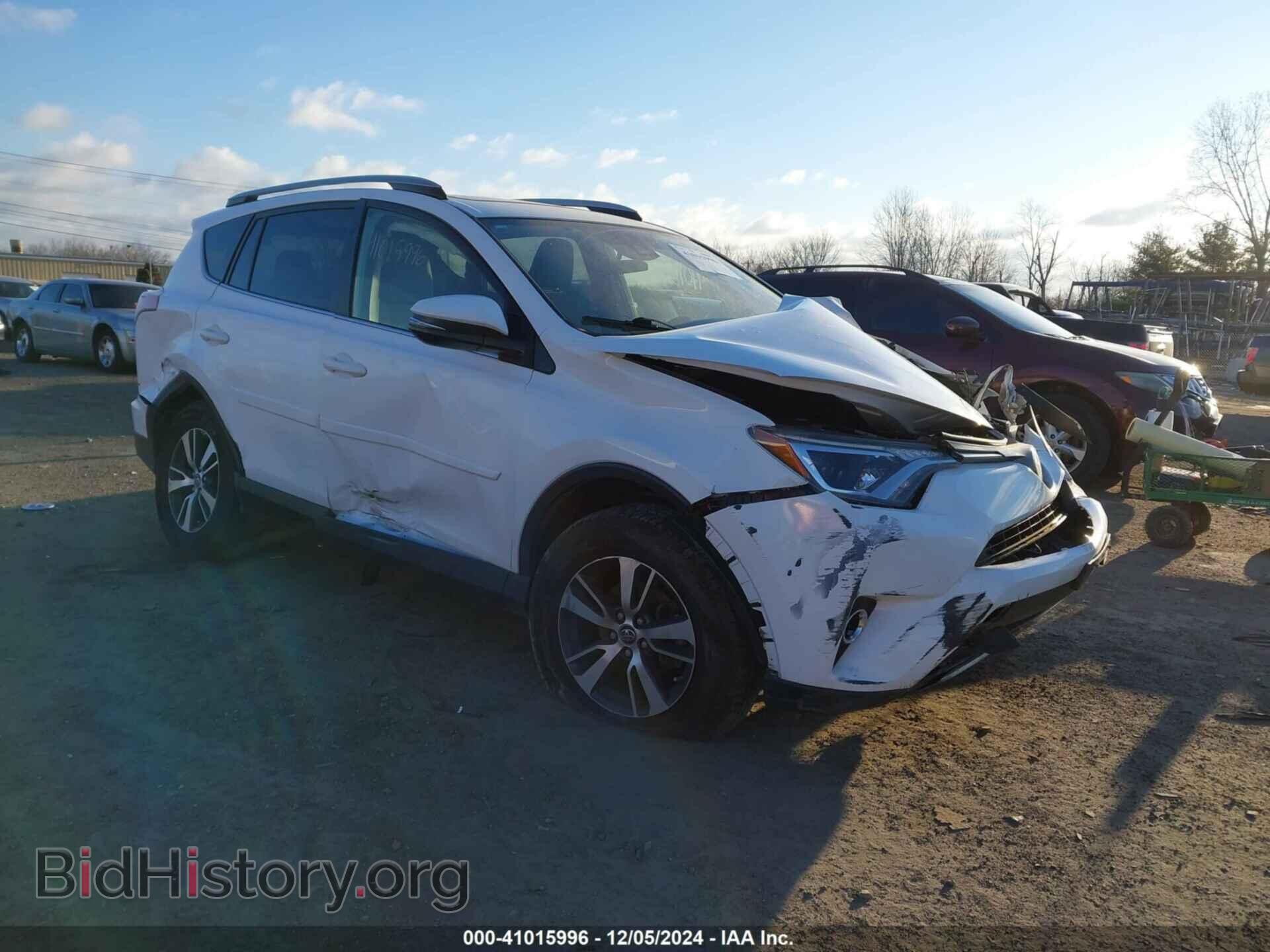 Photo JTMRFREV2HD203880 - TOYOTA RAV4 2017