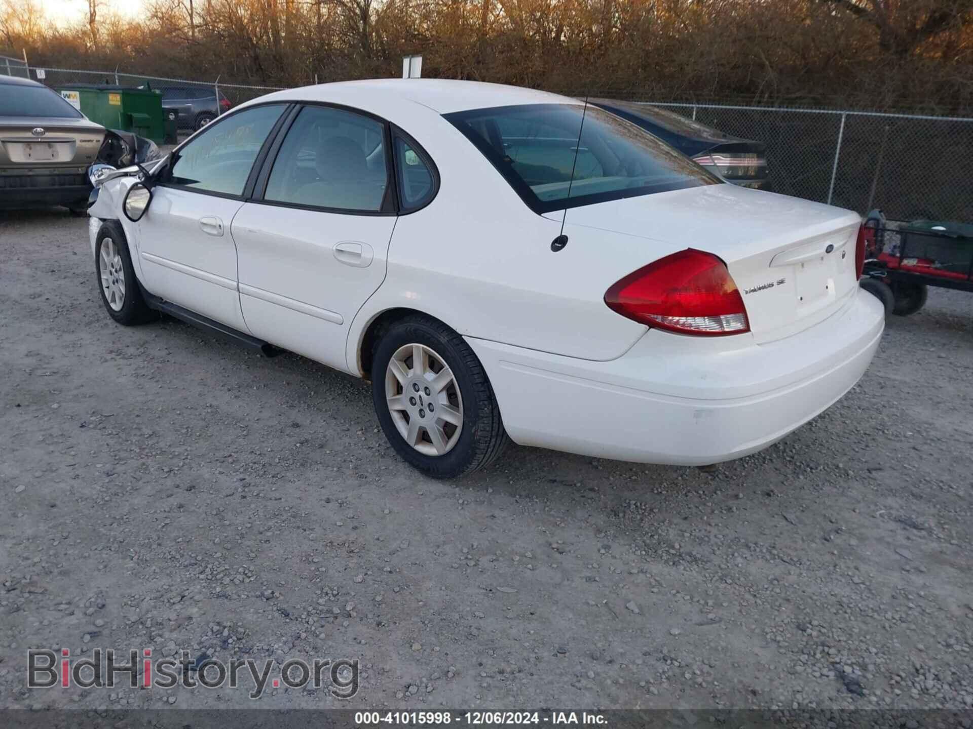 2005 FORD TAURUS - VIN: 1FAFP53215A284116 - Фото 3
