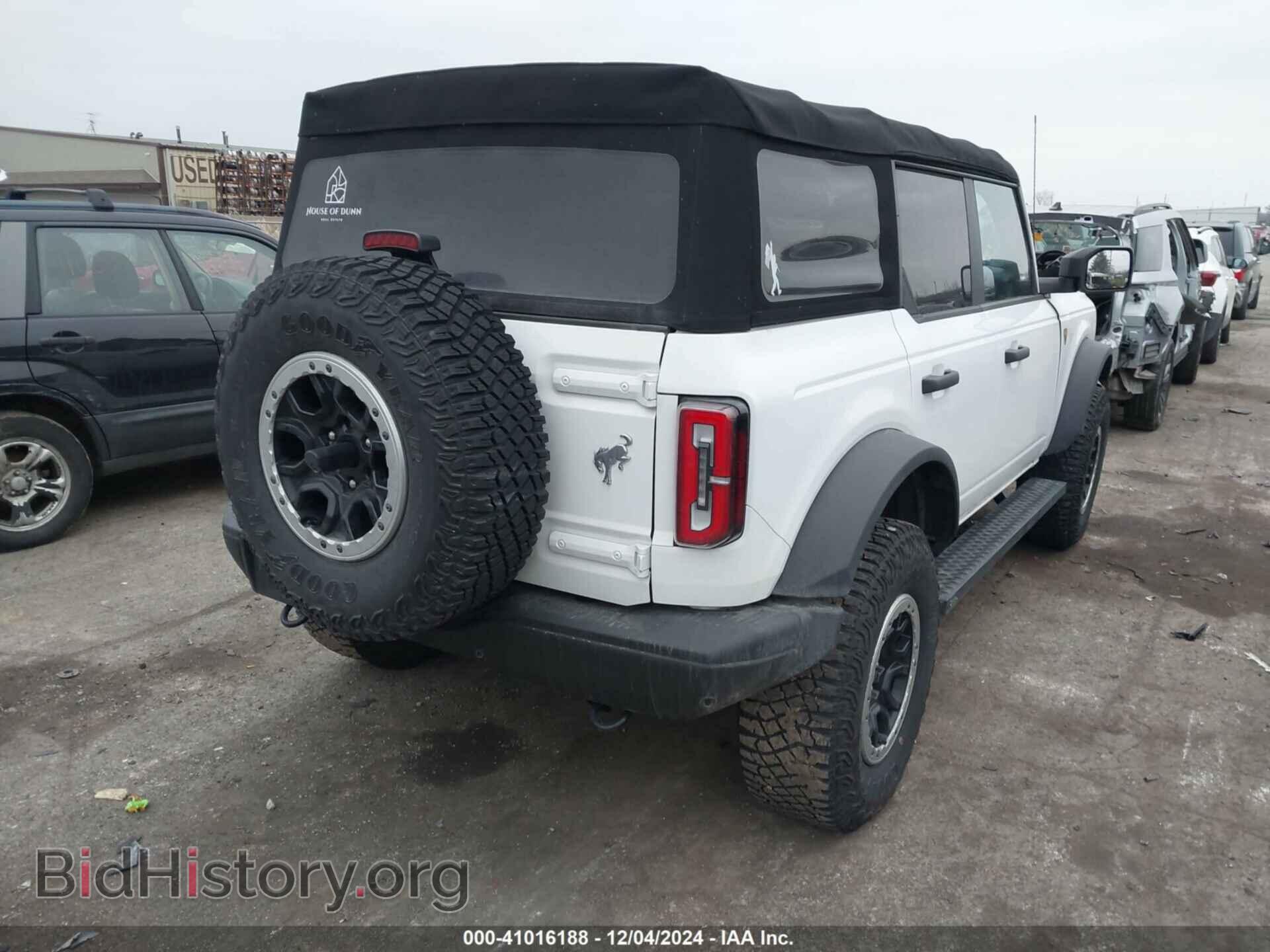 2022 FORD BRONCO - VIN: 1FMEE5DH3NLB86834 - Фото 4
