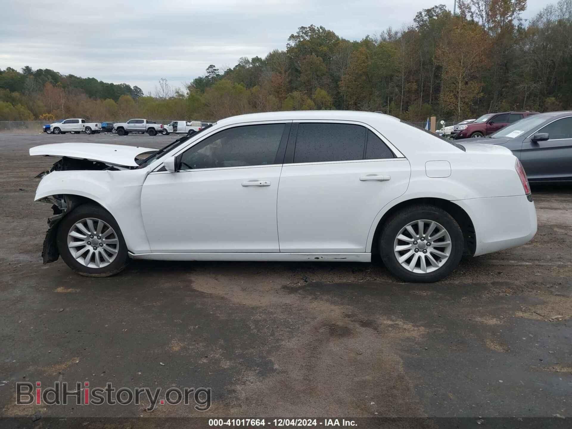 2014 CHRYSLER 300 - VIN: 2C3CCAAG0EH255342 - Фото 15