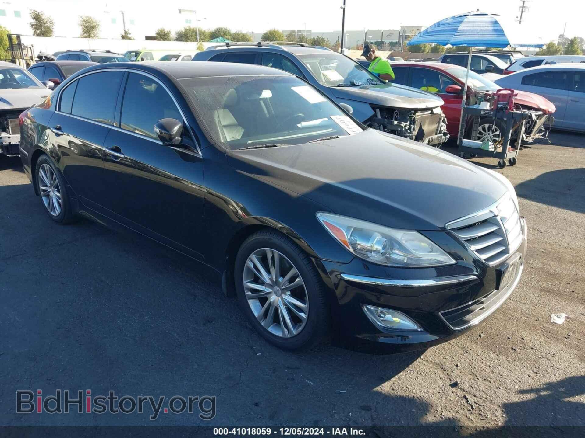 Photo KMHGC4DD0CU201447 - HYUNDAI GENESIS 2012