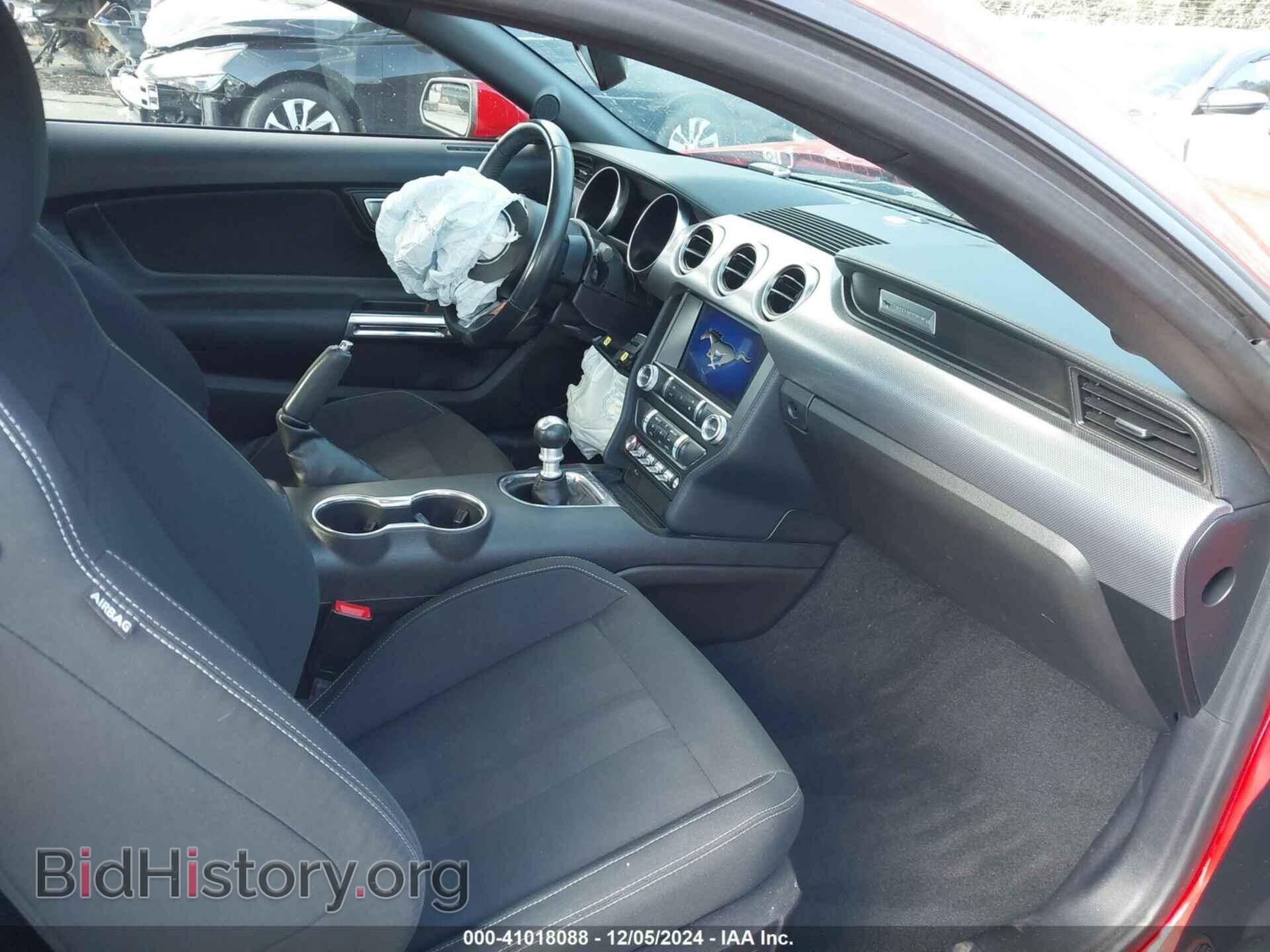 2019 FORD MUSTANG - VIN: 1FA6P8CF1K5166611 - Фото 5