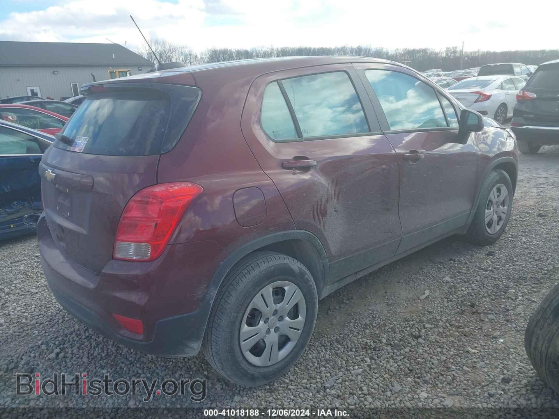 2017 CHEVROLET TRAX - VIN: 3GNCJKSB2HL153943 - Фото 4