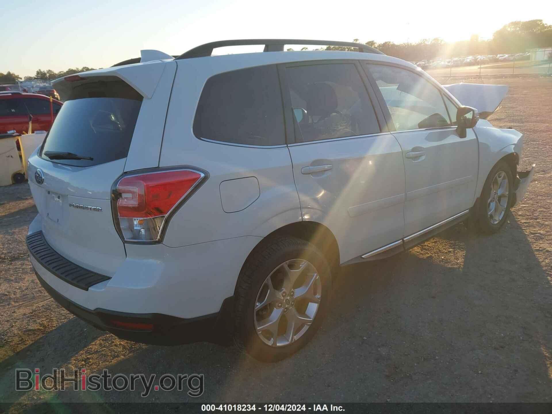 2018 SUBARU FORESTER - VIN: JF2SJAWC9JH607497 - Фото 4