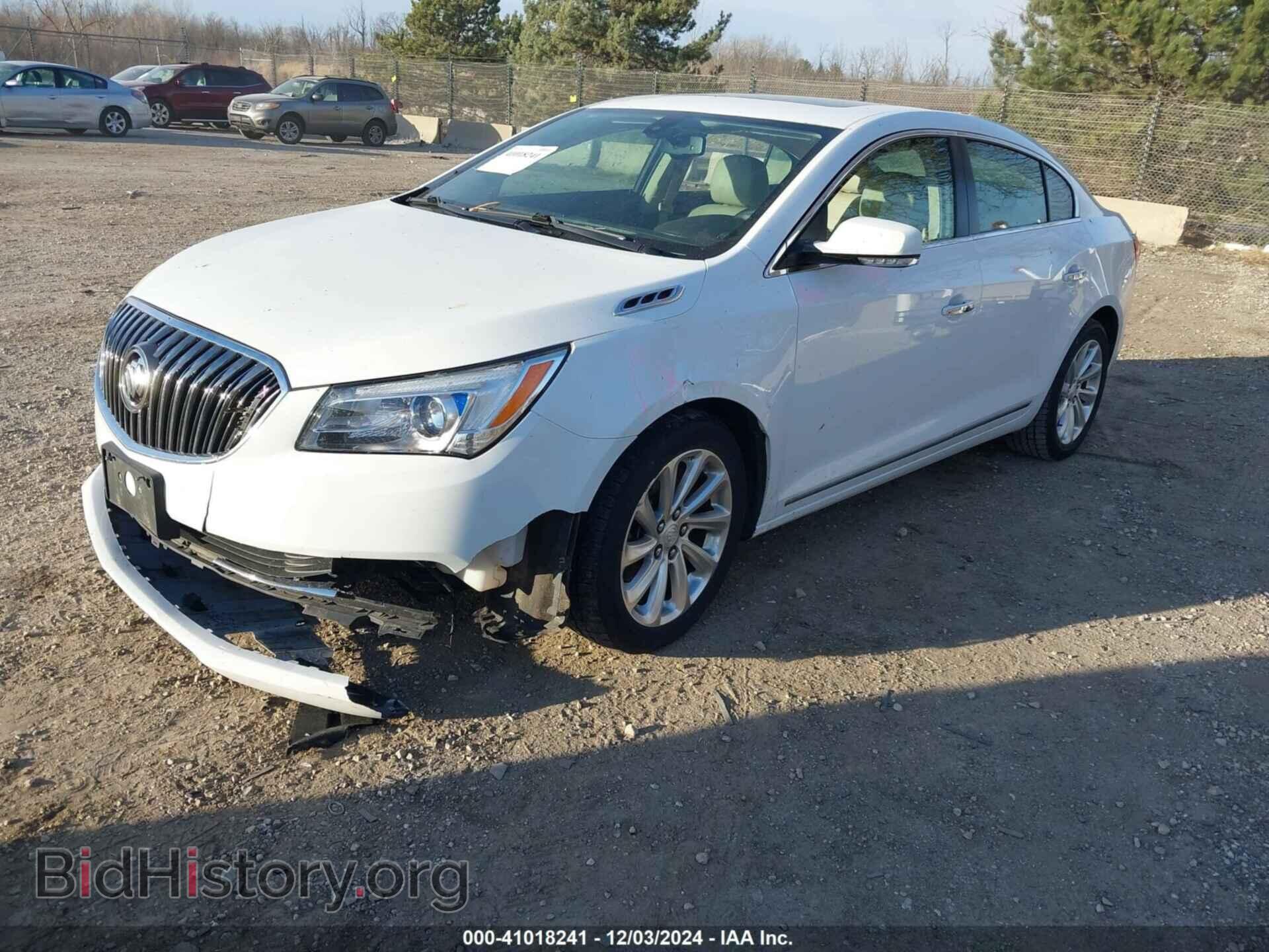 2016 BUICK LACROSSE - VIN: 1G4GB5G38GF118032 - Фото 2