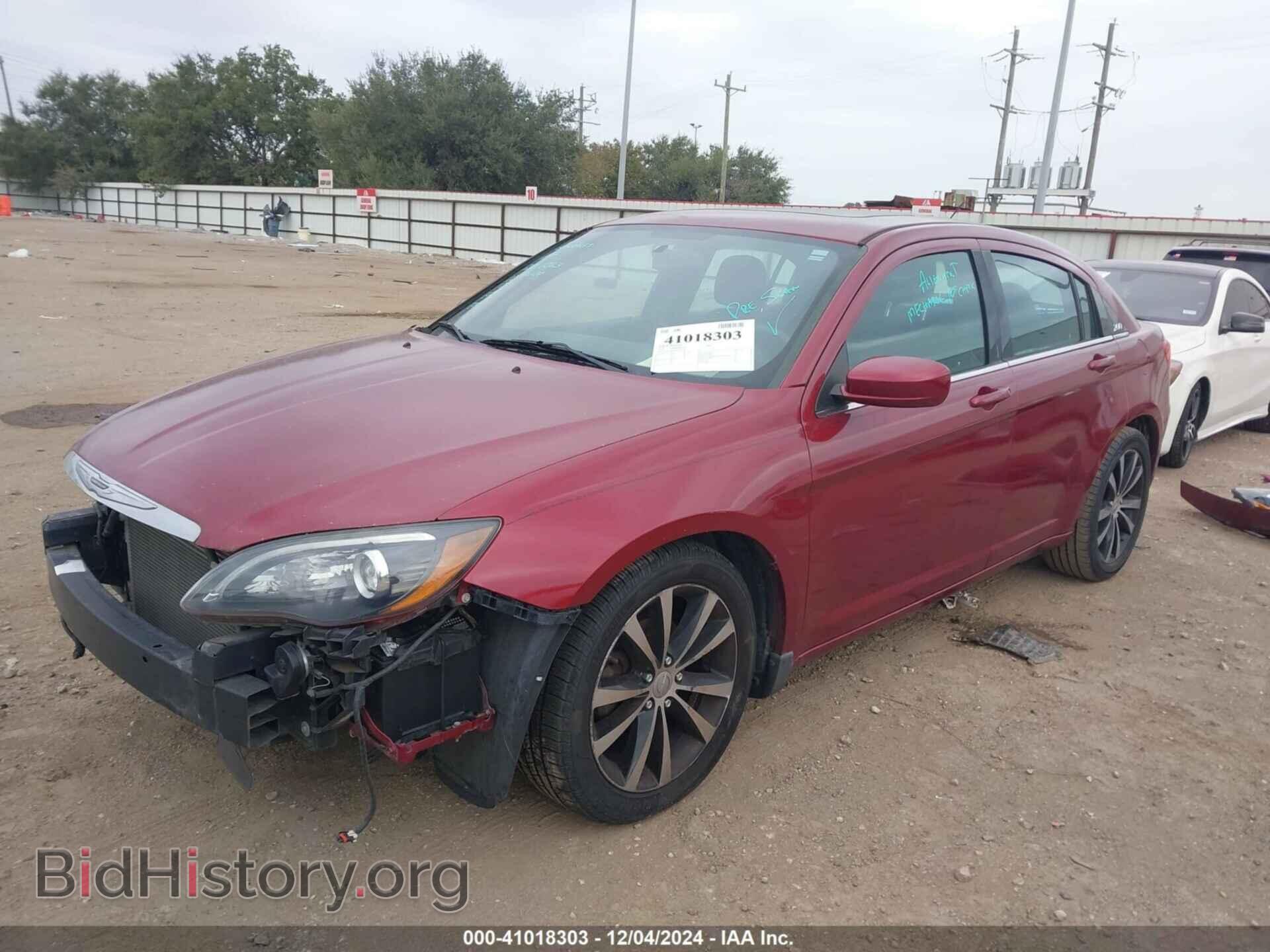 2014 CHRYSLER 200 - VIN: 1C3CCBBG5EN118425 - Фото 2