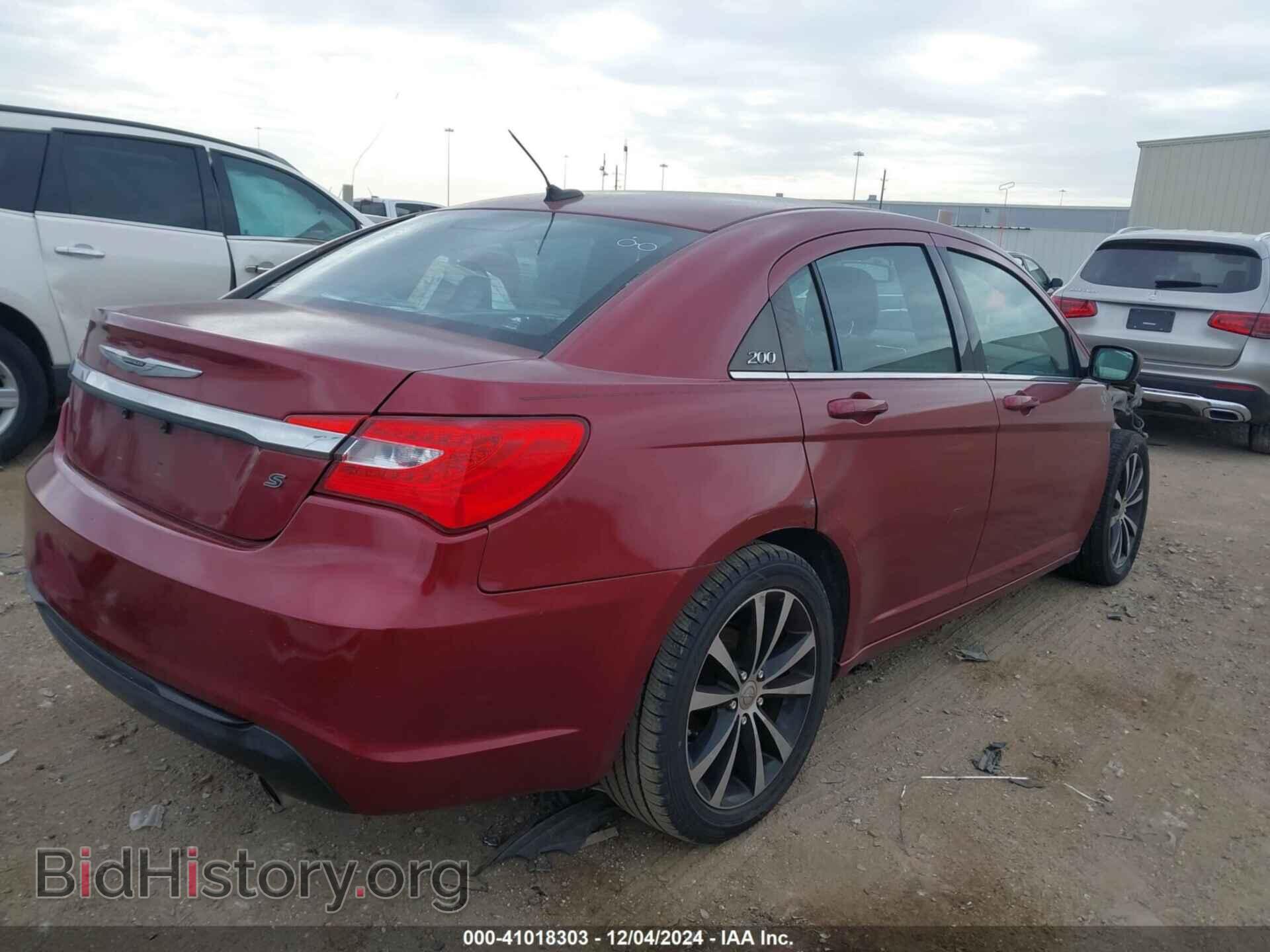 2014 CHRYSLER 200 - VIN: 1C3CCBBG5EN118425 - Фото 4