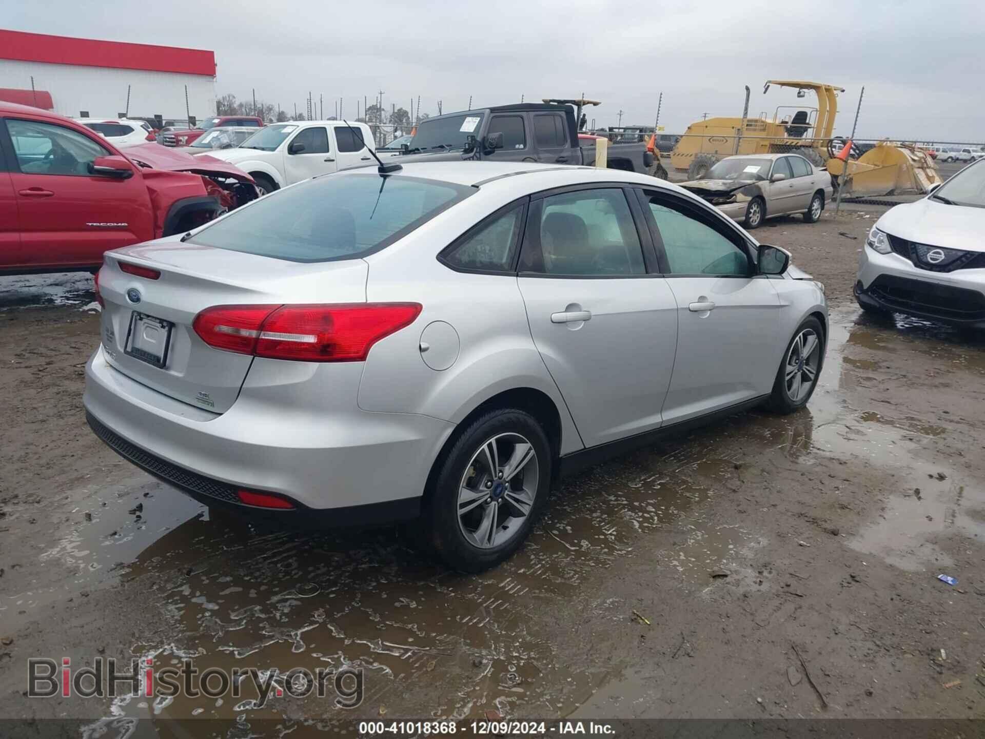 2017 FORD FOCUS - VIN: 1FADP3FE4HL282130 - Фото 4