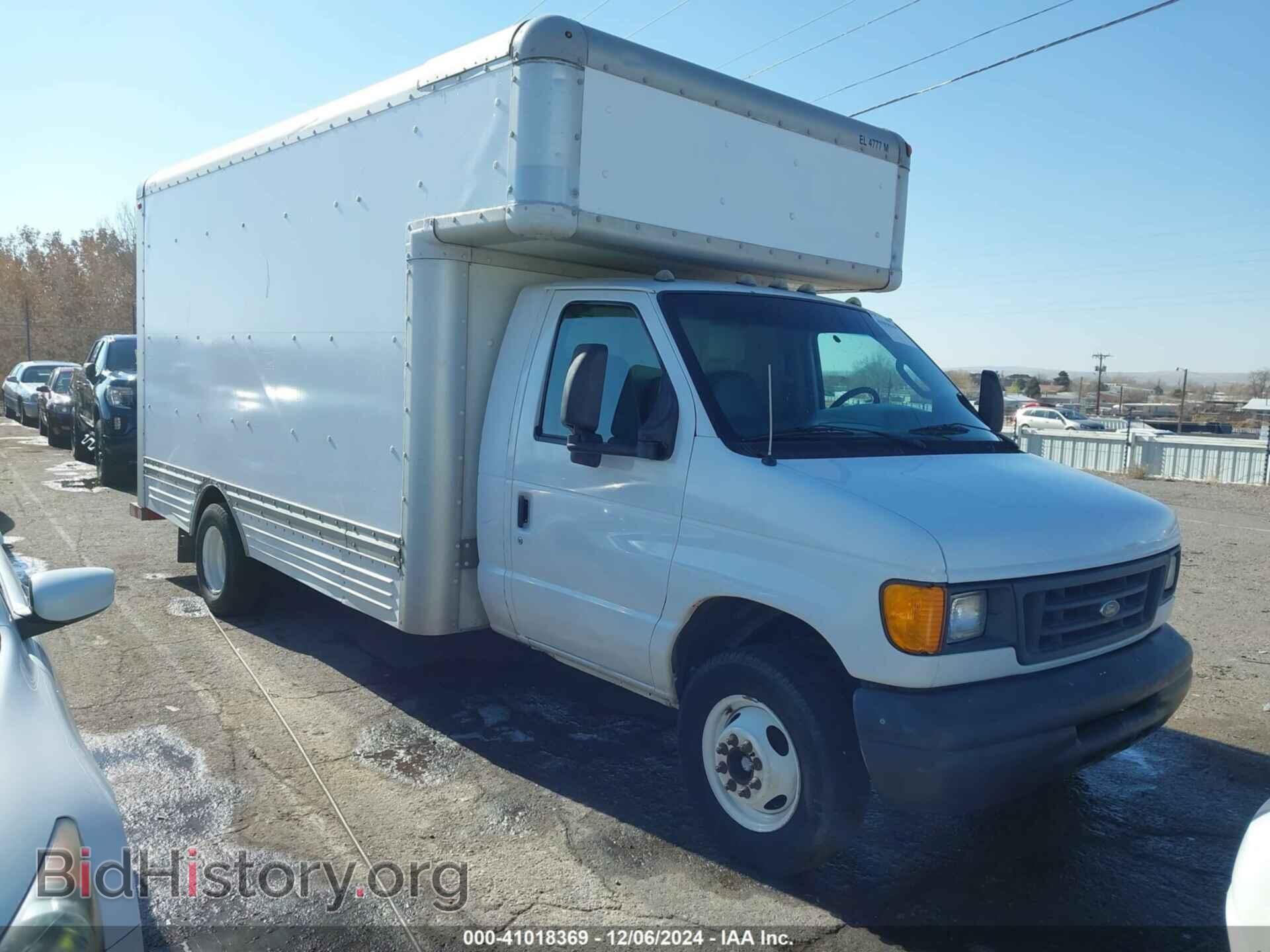 Photo 1FDXE45S37DA18525 - FORD E-450 CUTAWAY 2007
