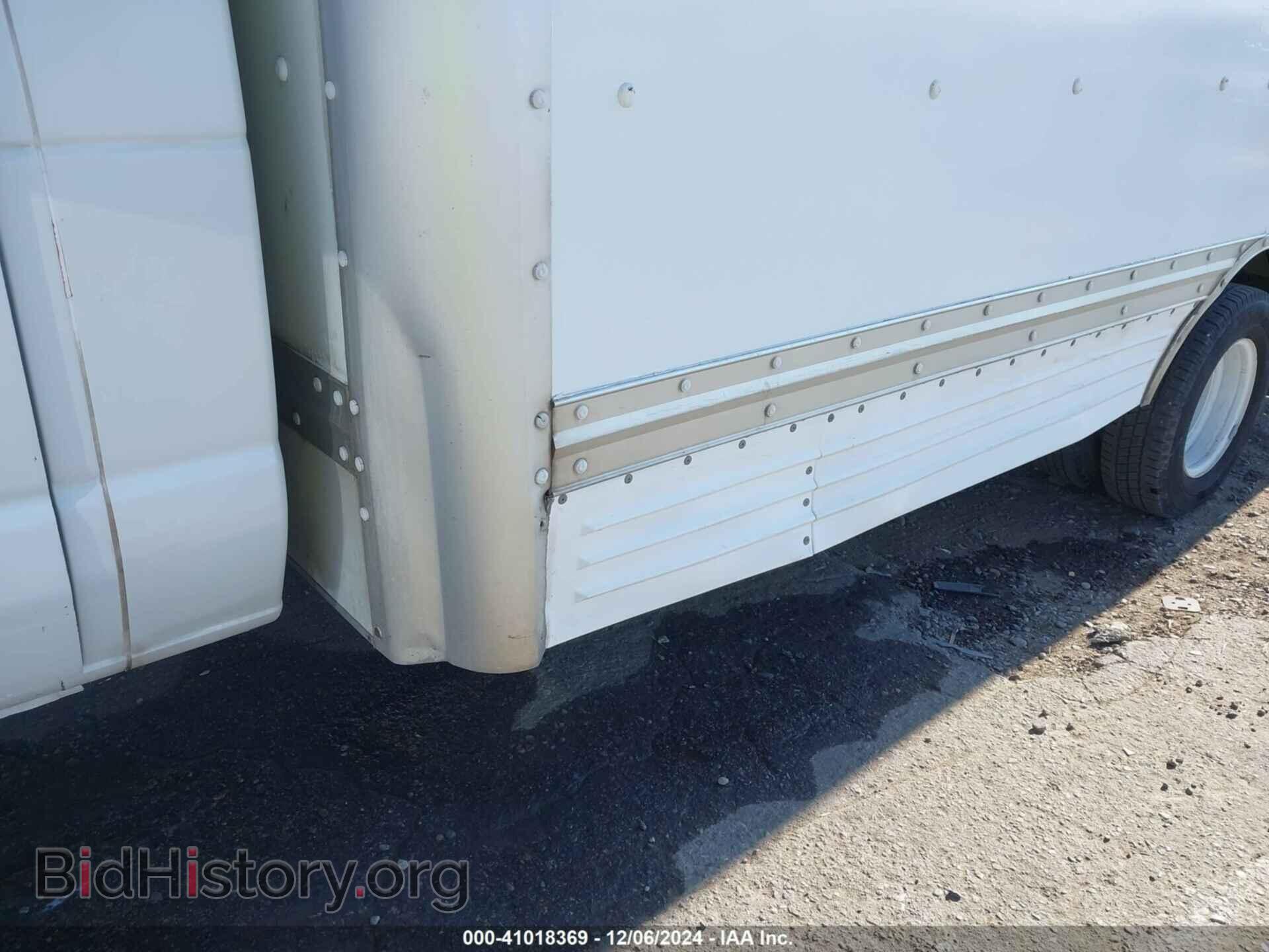 2007 FORD E-450 CUTAWAY - VIN: 1FDXE45S37DA18525 - Фото 11