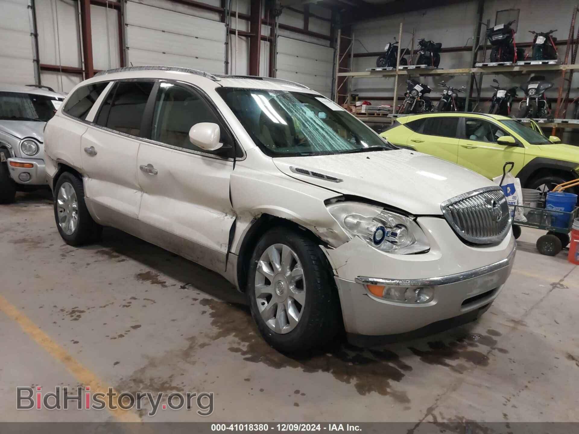 Photo 5GAKRDED3CJ241942 - BUICK ENCLAVE 2012