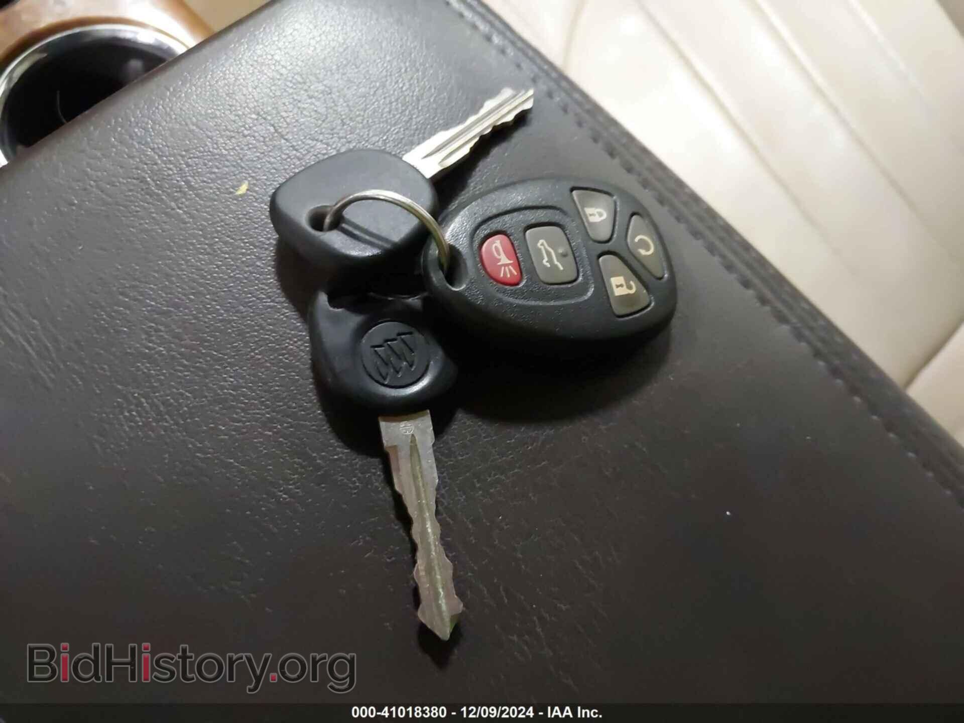 2012 BUICK ENCLAVE - VIN: 5GAKRDED3CJ241942 - Photo 11