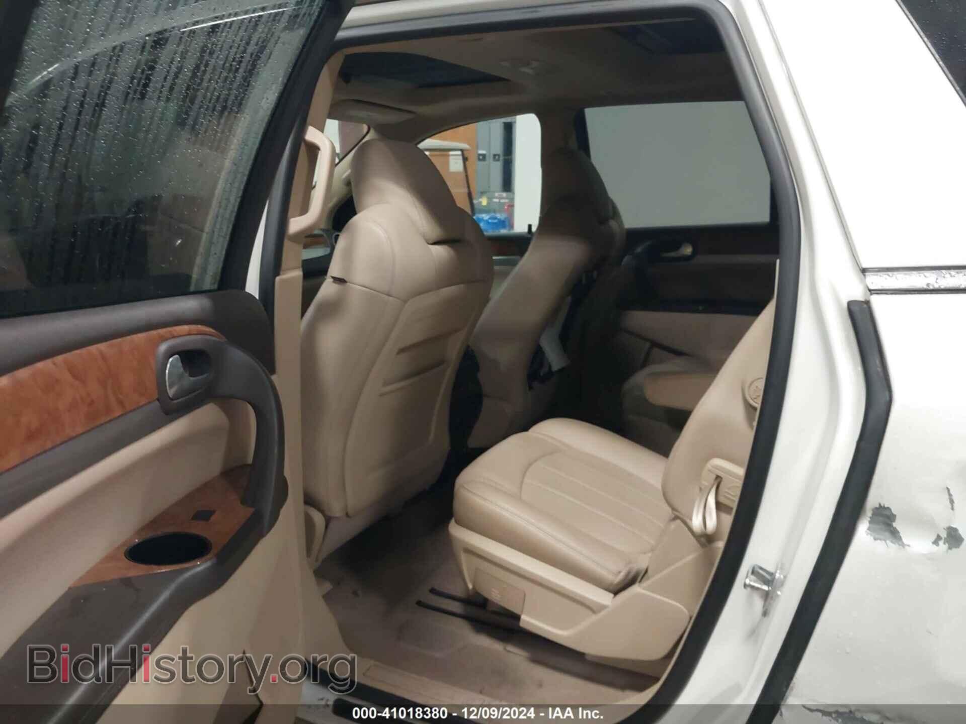 2012 BUICK ENCLAVE - VIN: 5GAKRDED3CJ241942 - Photo 8
