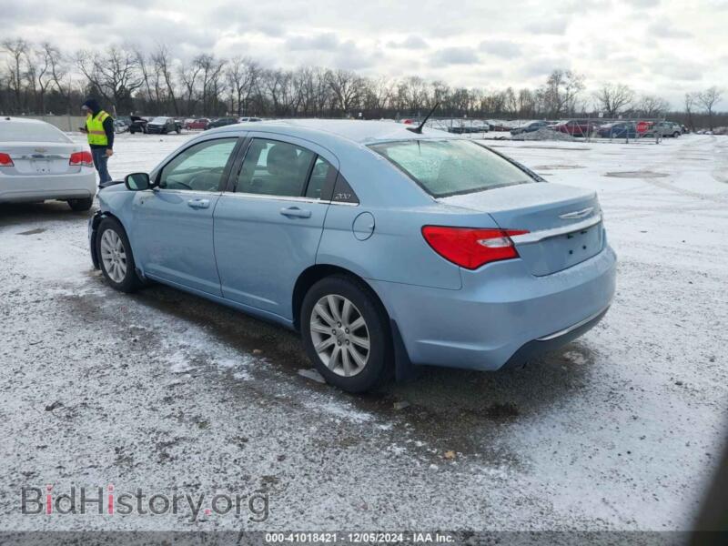 2012 Chrysler 200 (VIN 1C3CCBBG9CN329060) — фото 3 из 16
