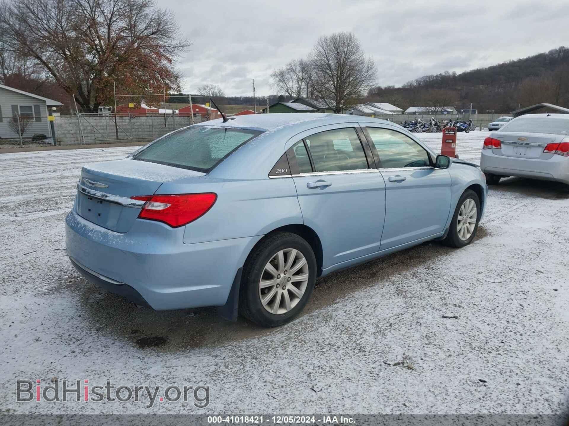 2012 CHRYSLER 200 - VIN: 1C3CCBBG9CN329060 - Фото 4