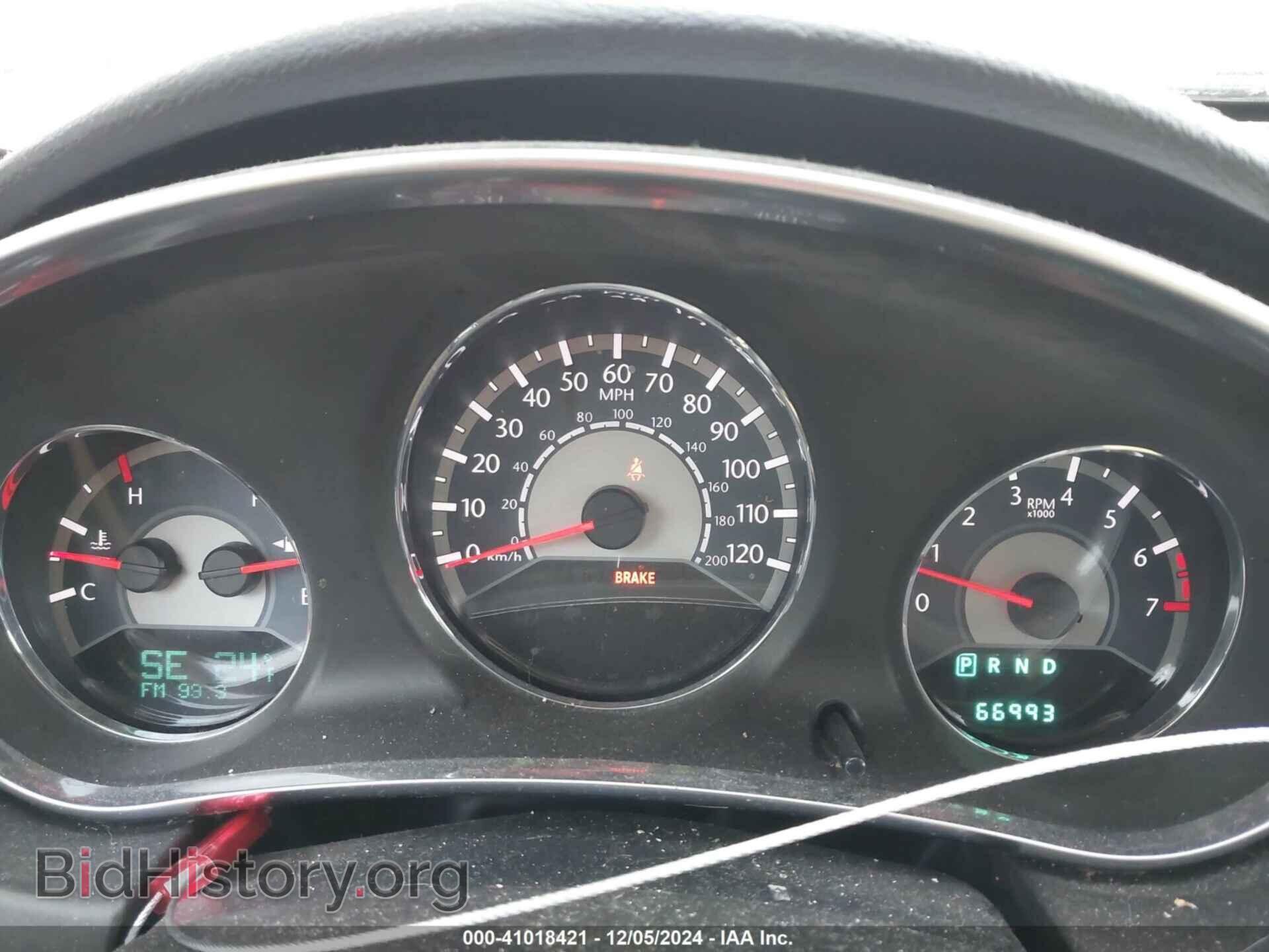 2012 CHRYSLER 200 - VIN: 1C3CCBBG9CN329060 - Фото 7