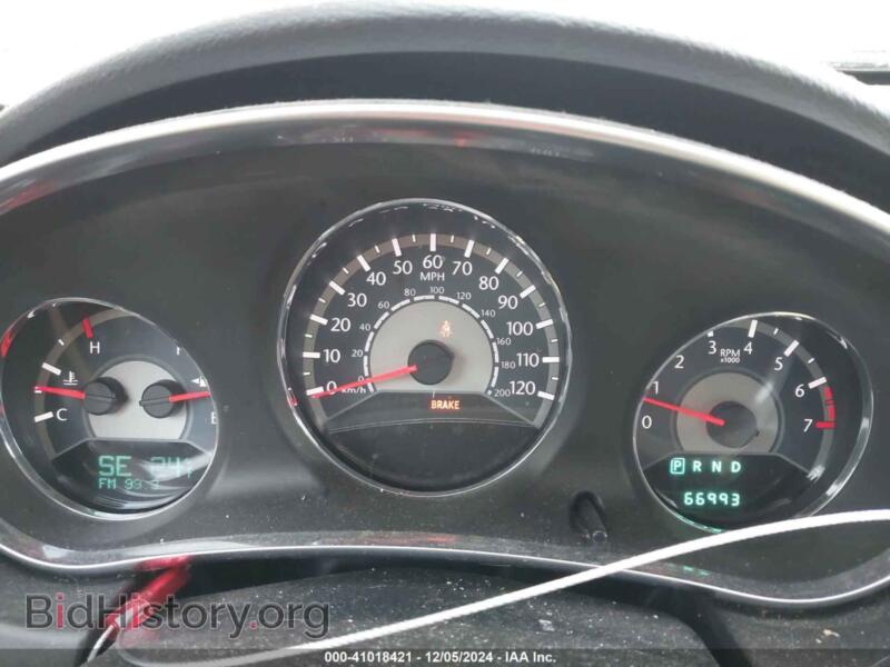 2012 Chrysler 200 (VIN 1C3CCBBG9CN329060) — фото 7 из 16