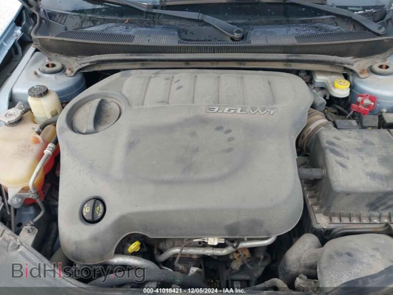 2012 Chrysler 200 (VIN 1C3CCBBG9CN329060) — фото 10 из 16