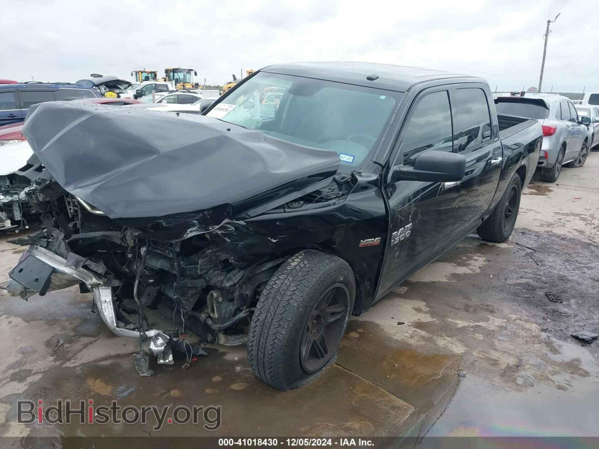 2015 RAM 1500 - VIN: 3C6RR7LT0FG596752 - Фото 2