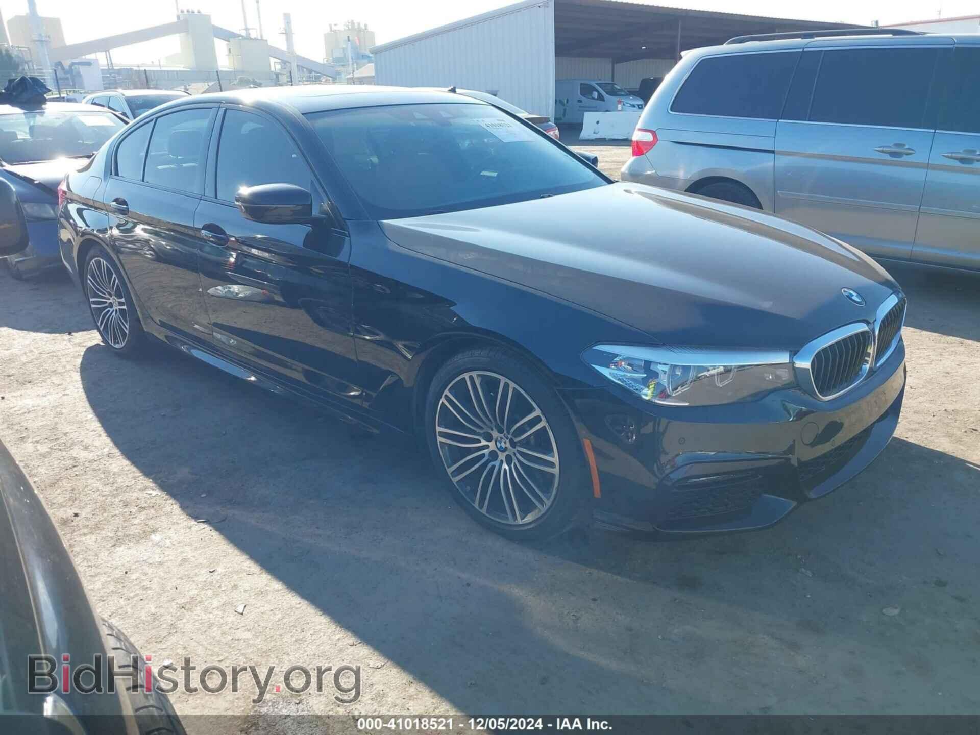 Фотография WBAJA5C58KWW13051 - BMW 530I 2019