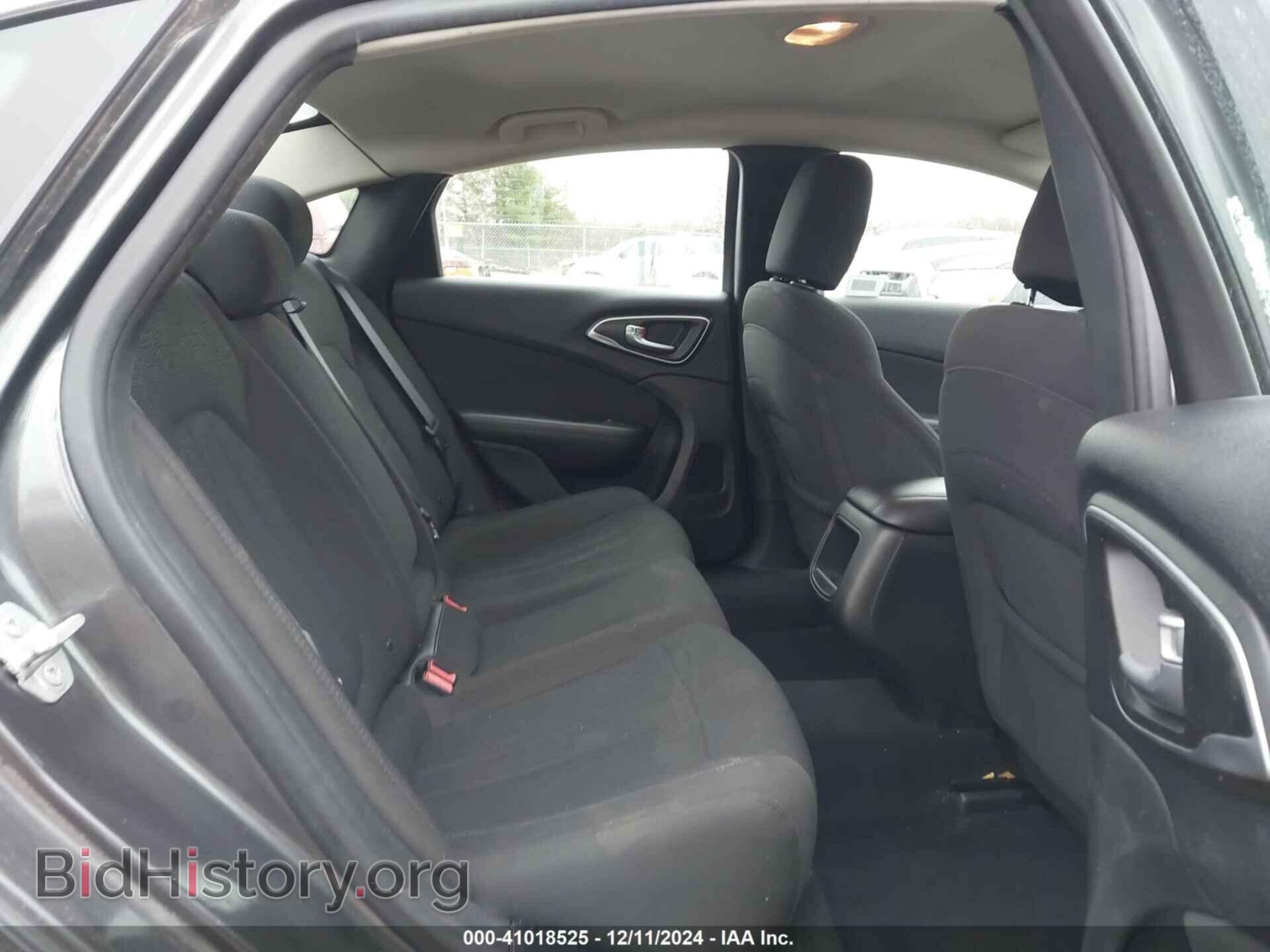 2015 CHRYSLER 200 - VIN: 1C3CCCAB8FN681417 - Фото 8
