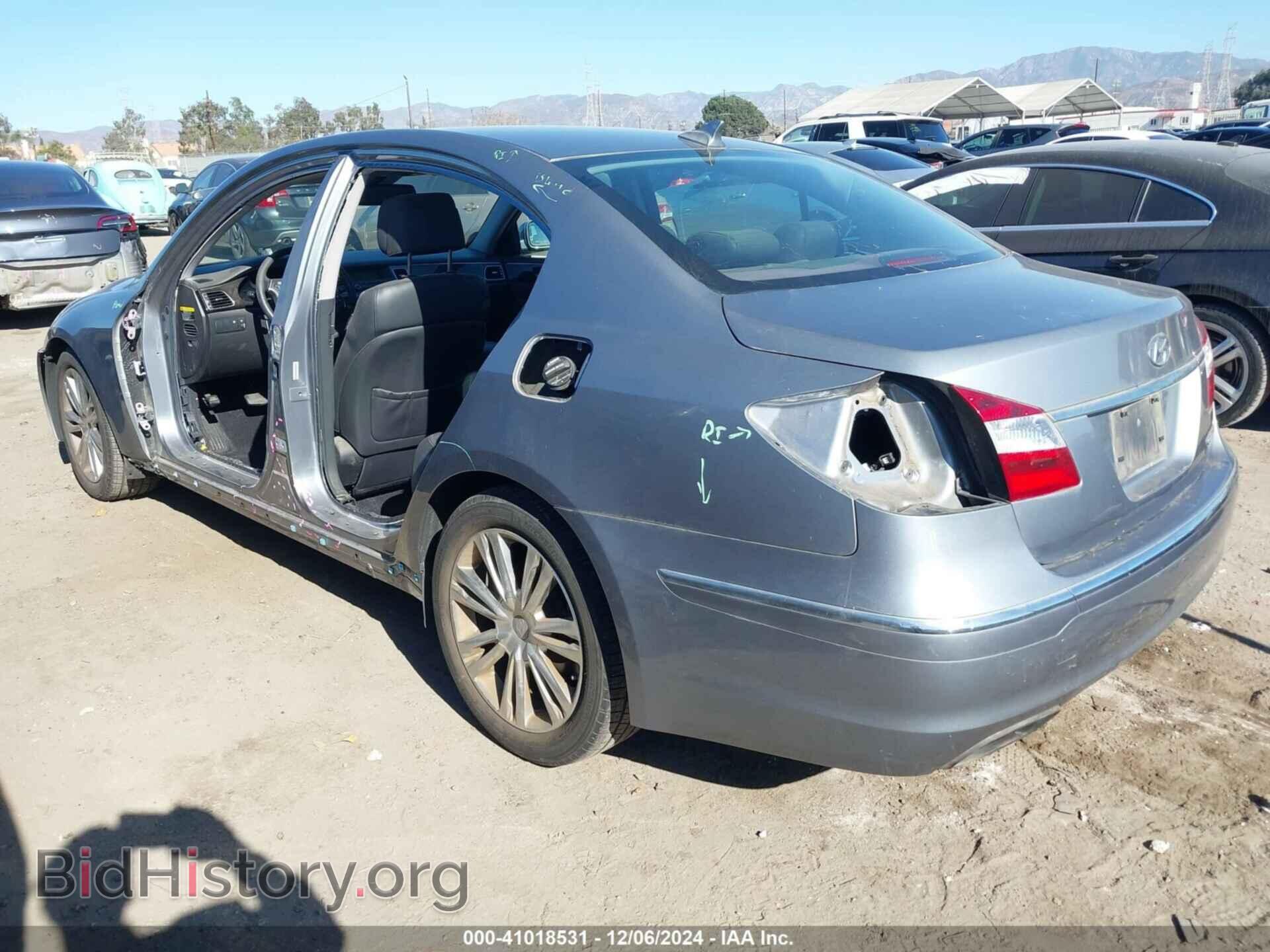 2014 HYUNDAI GENESIS - VIN: KMHGC4DD0EU262316 - Фото 3
