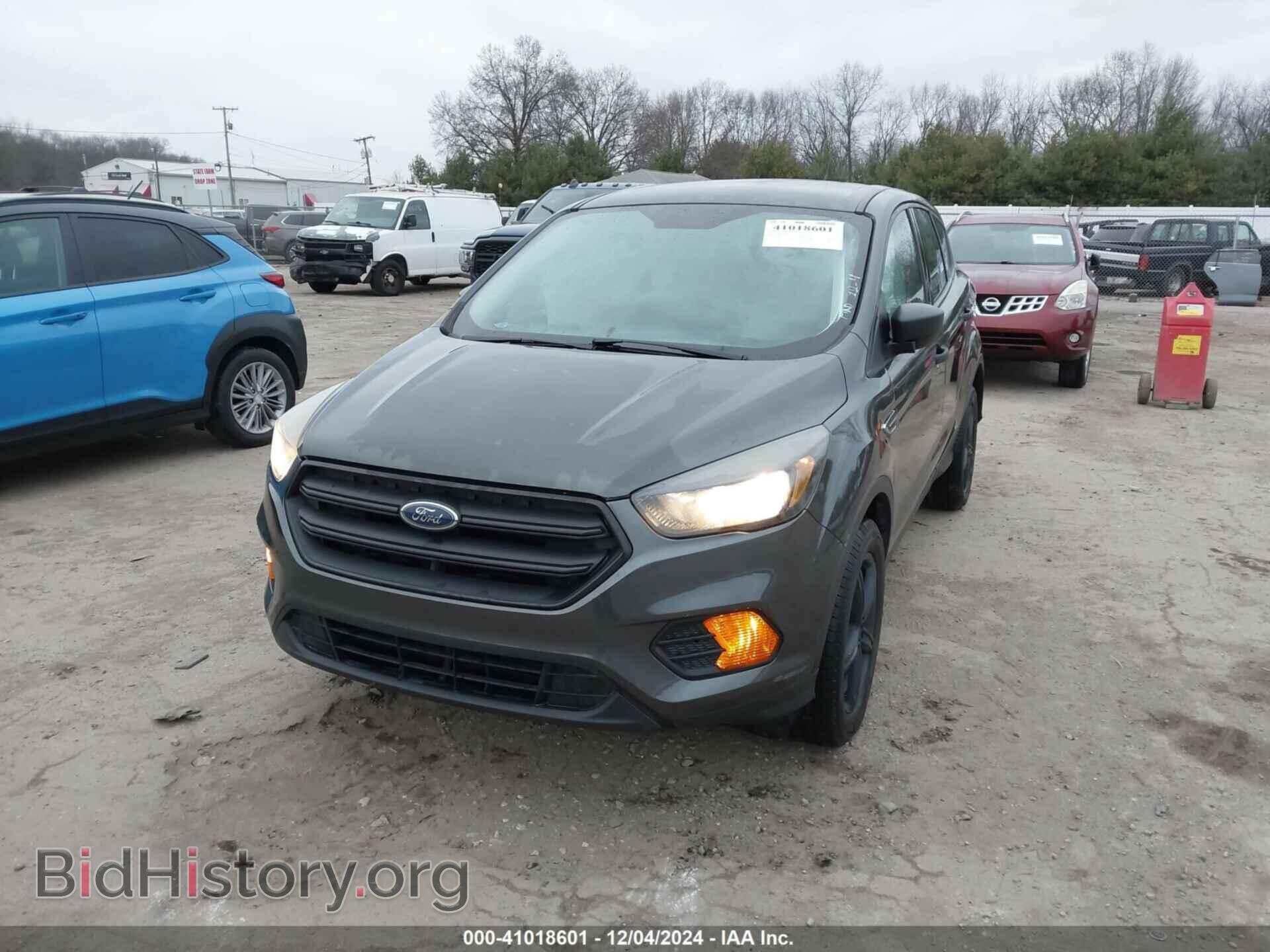 2018 FORD ESCAPE - VIN: 1FMCU0F70JUB04211 - Фото 2