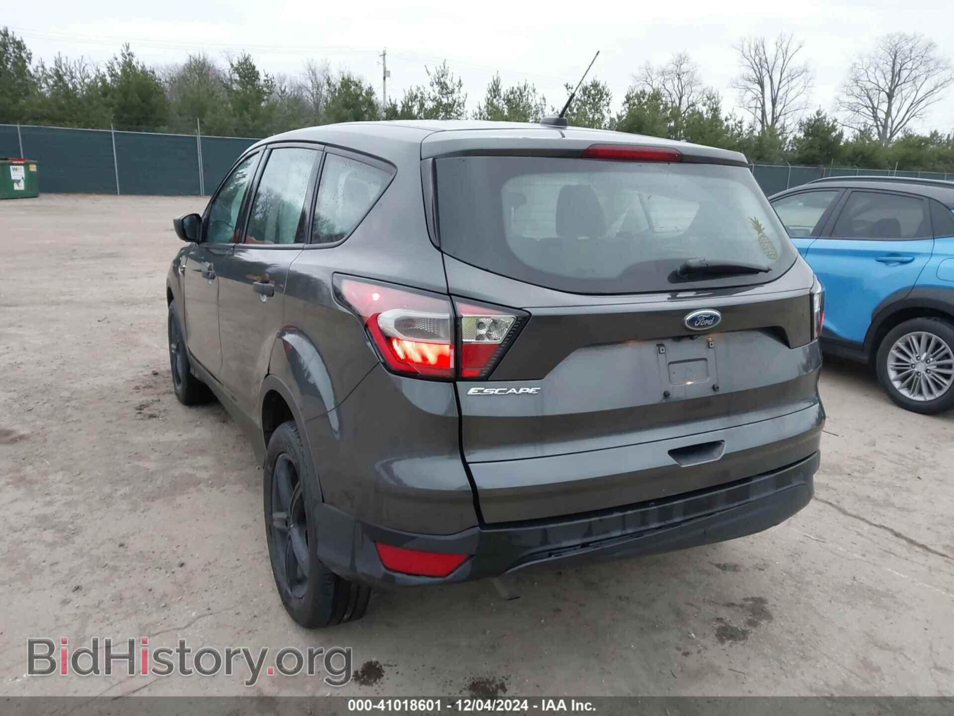 2018 FORD ESCAPE - VIN: 1FMCU0F70JUB04211 - Фото 3