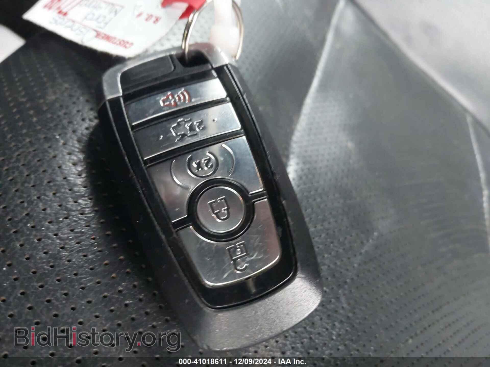 2018 FORD MUSTANG - VIN: 1FATP8UHXJ5132801 - Фото 11