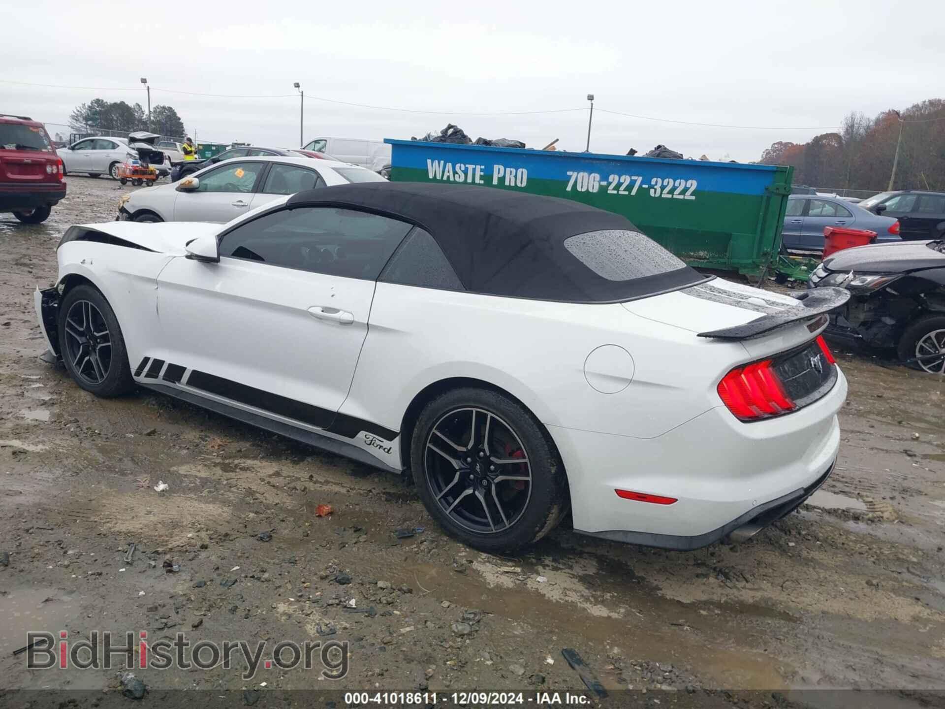2018 FORD MUSTANG - VIN: 1FATP8UHXJ5132801 - Фото 3