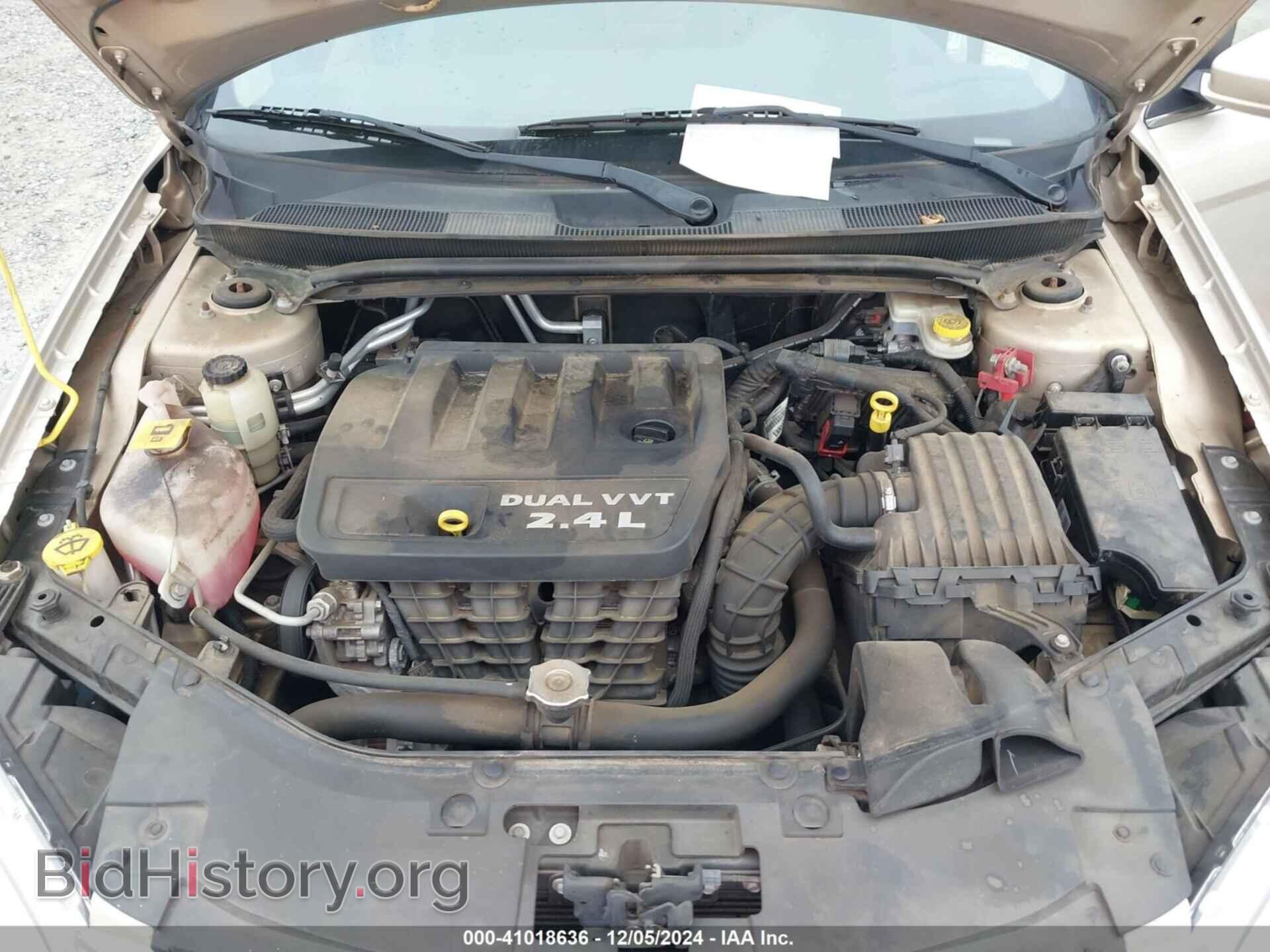 2014 CHRYSLER 200 - VIN: 1C3CCBBB3EN158605 - Фото 10