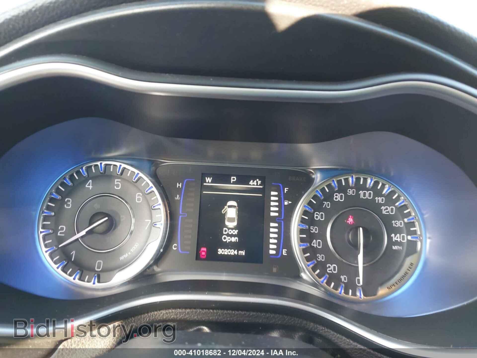 2015 CHRYSLER 200 - VIN: 1C3CCCAB7FN647999 - Фото 7