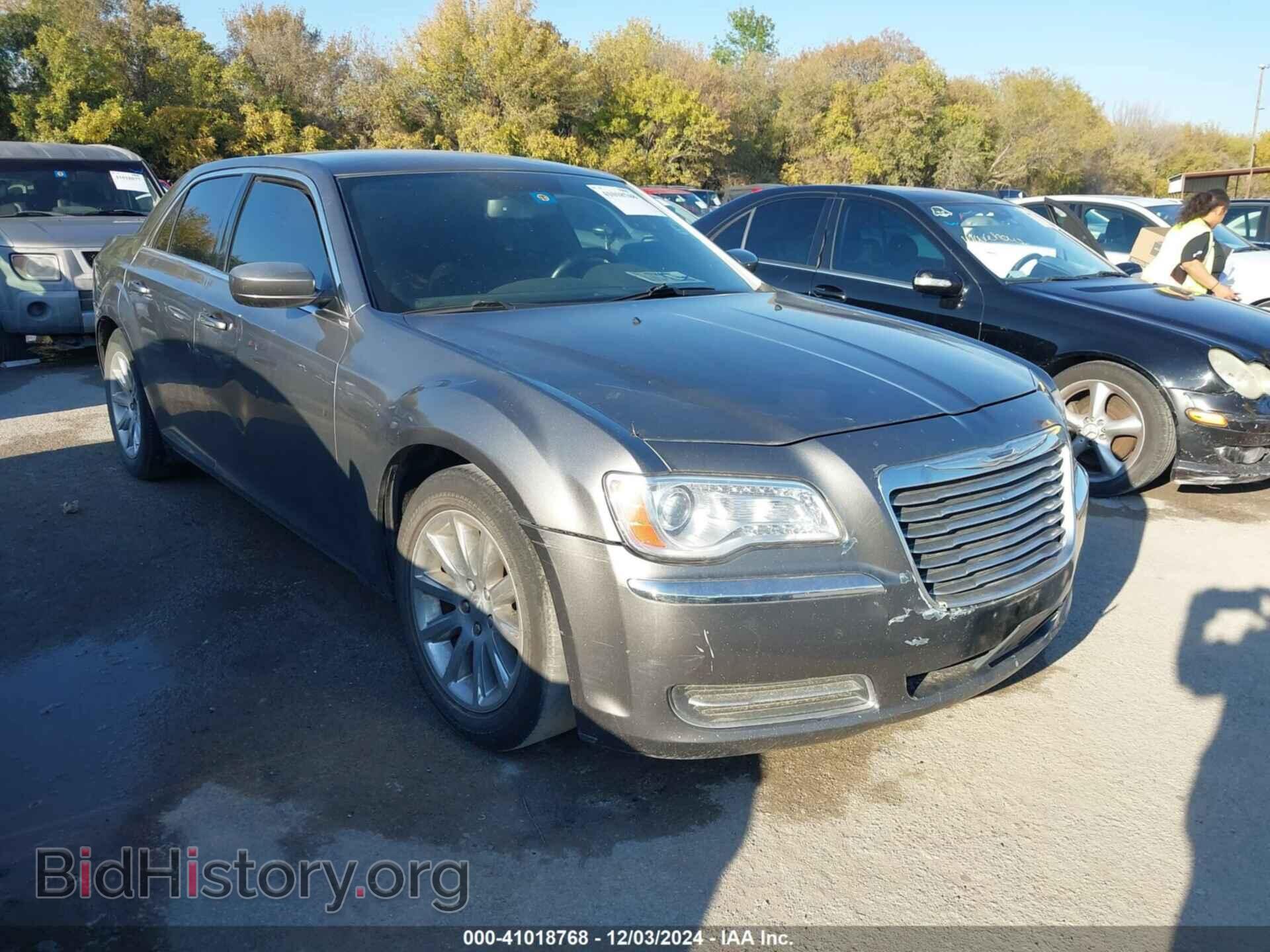 Фотография 2C3CCAAG2CH116603 - CHRYSLER 300 2012