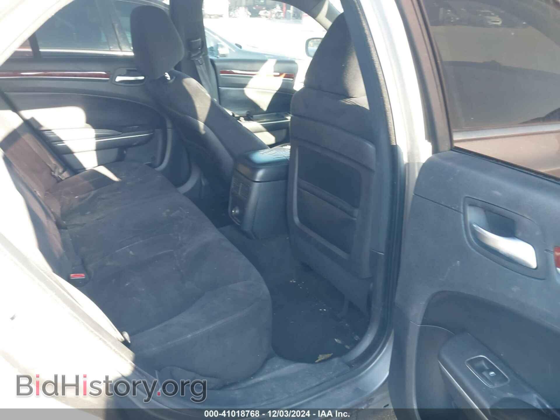 2012 CHRYSLER 300 - VIN: 2C3CCAAG2CH116603 - Фото 8