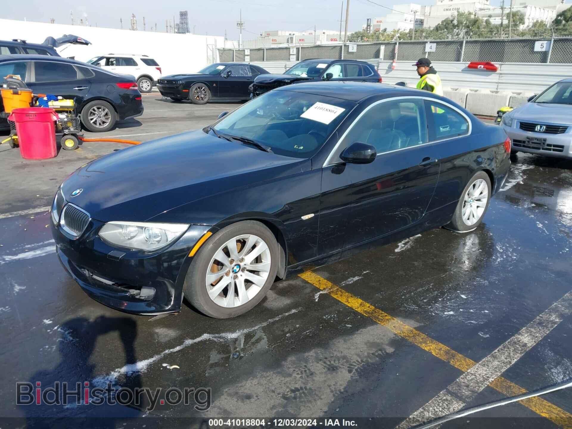 2011 BMW 328I - VIN: WBAKE5C50BE755067 - Фото 2